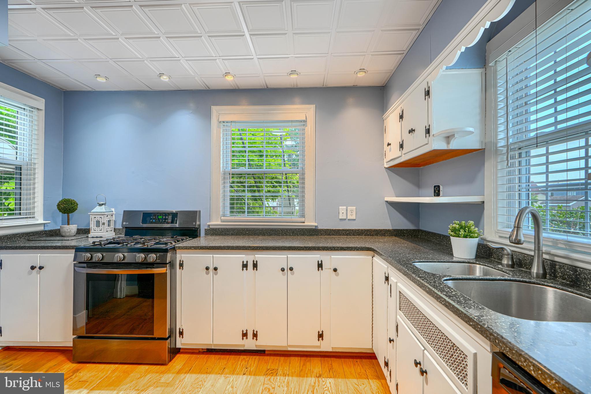 OAKCREST - Residential