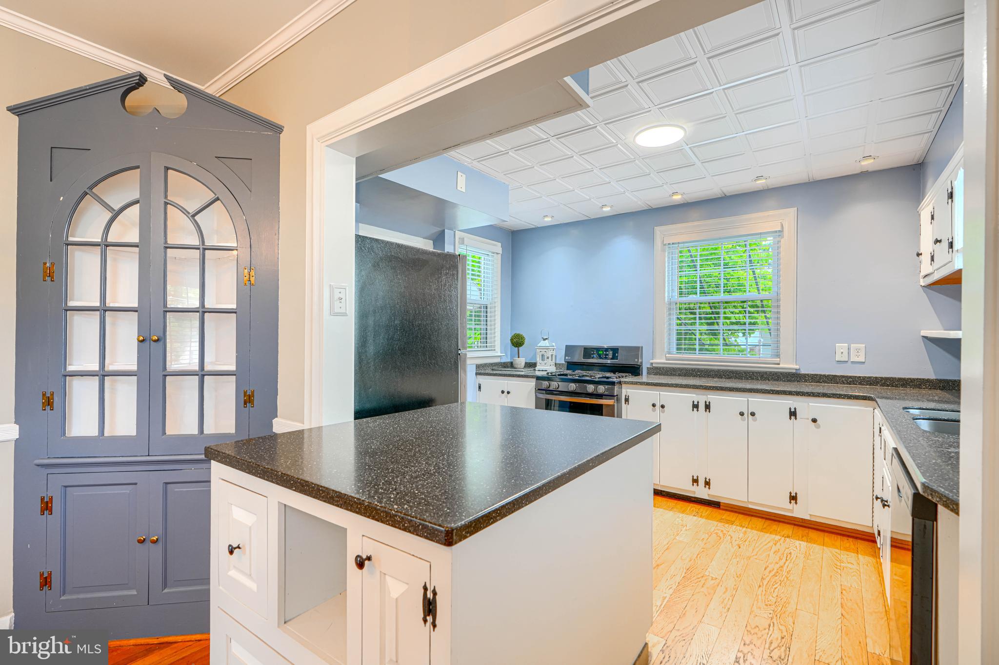 OAKCREST - Residential