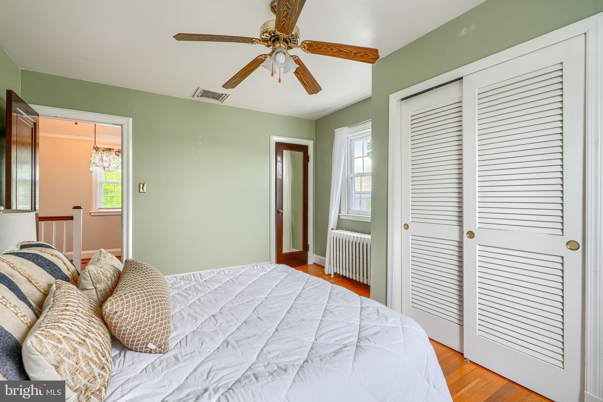 OAKCREST - Residential