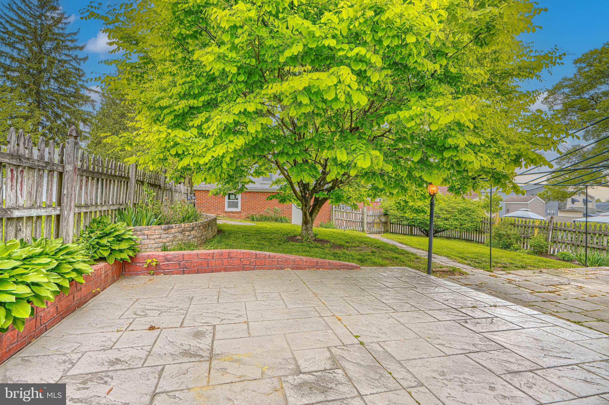 OAKCREST - Residential