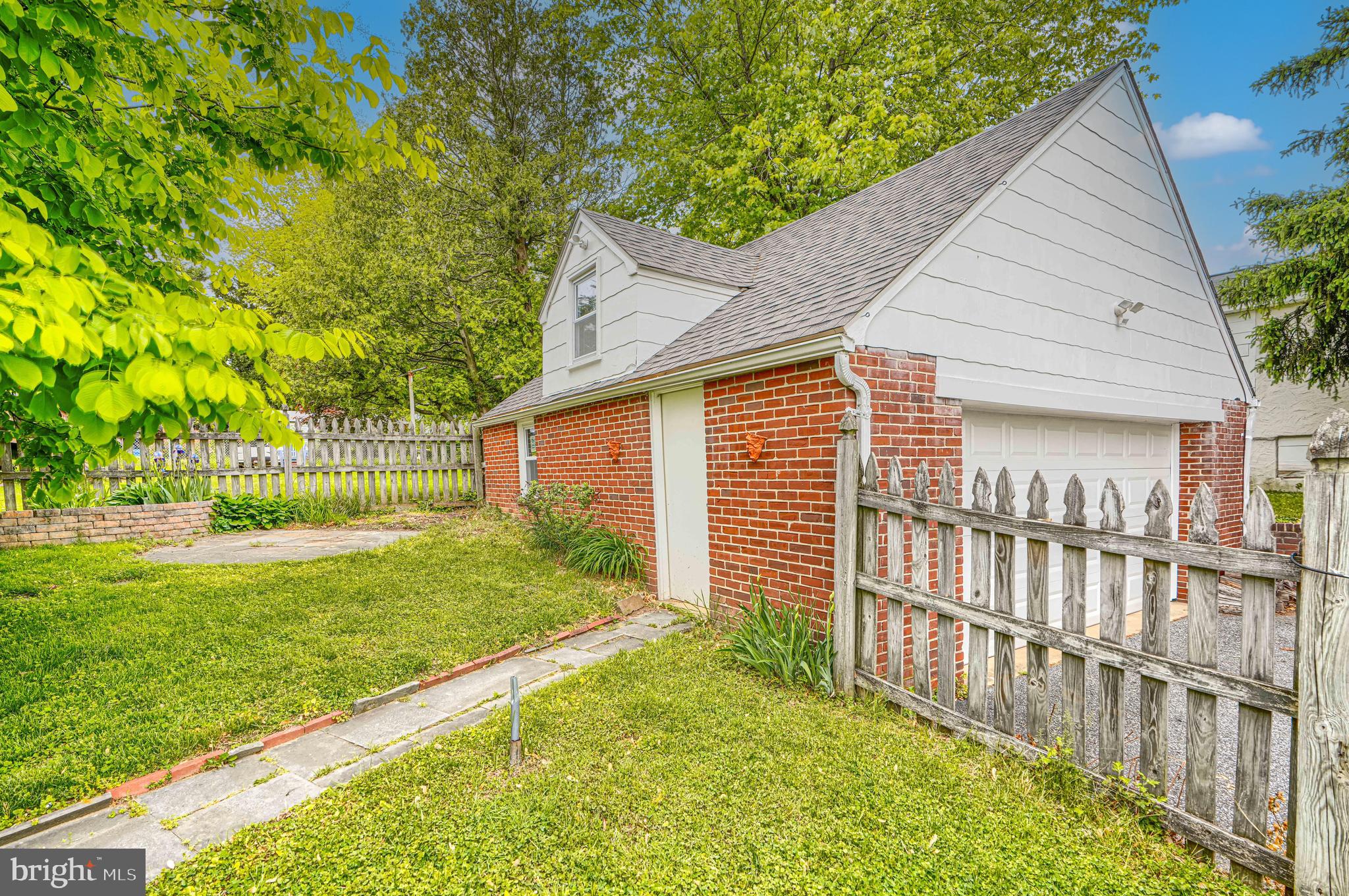 OAKCREST - Residential