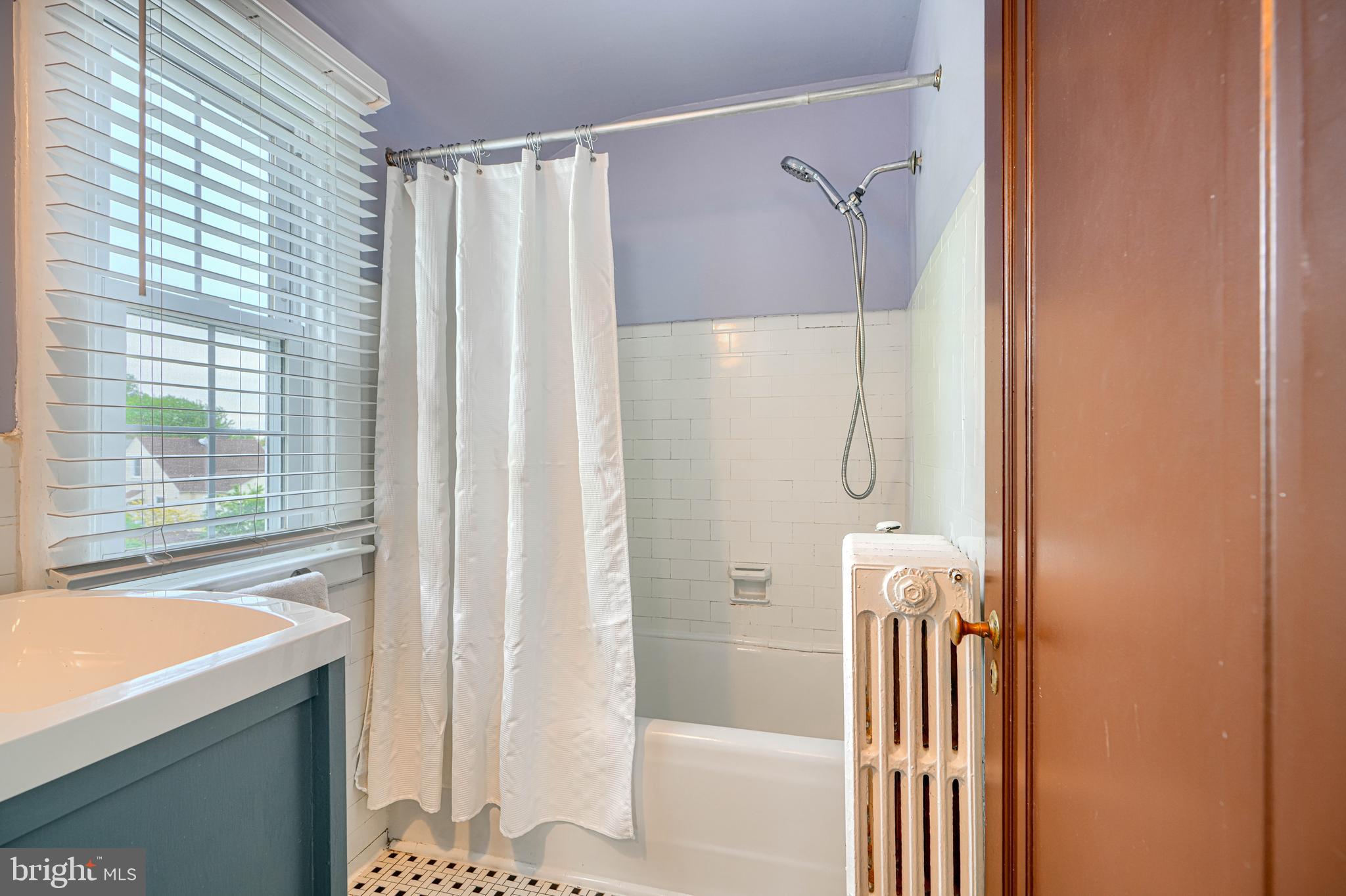 OAKCREST - Residential