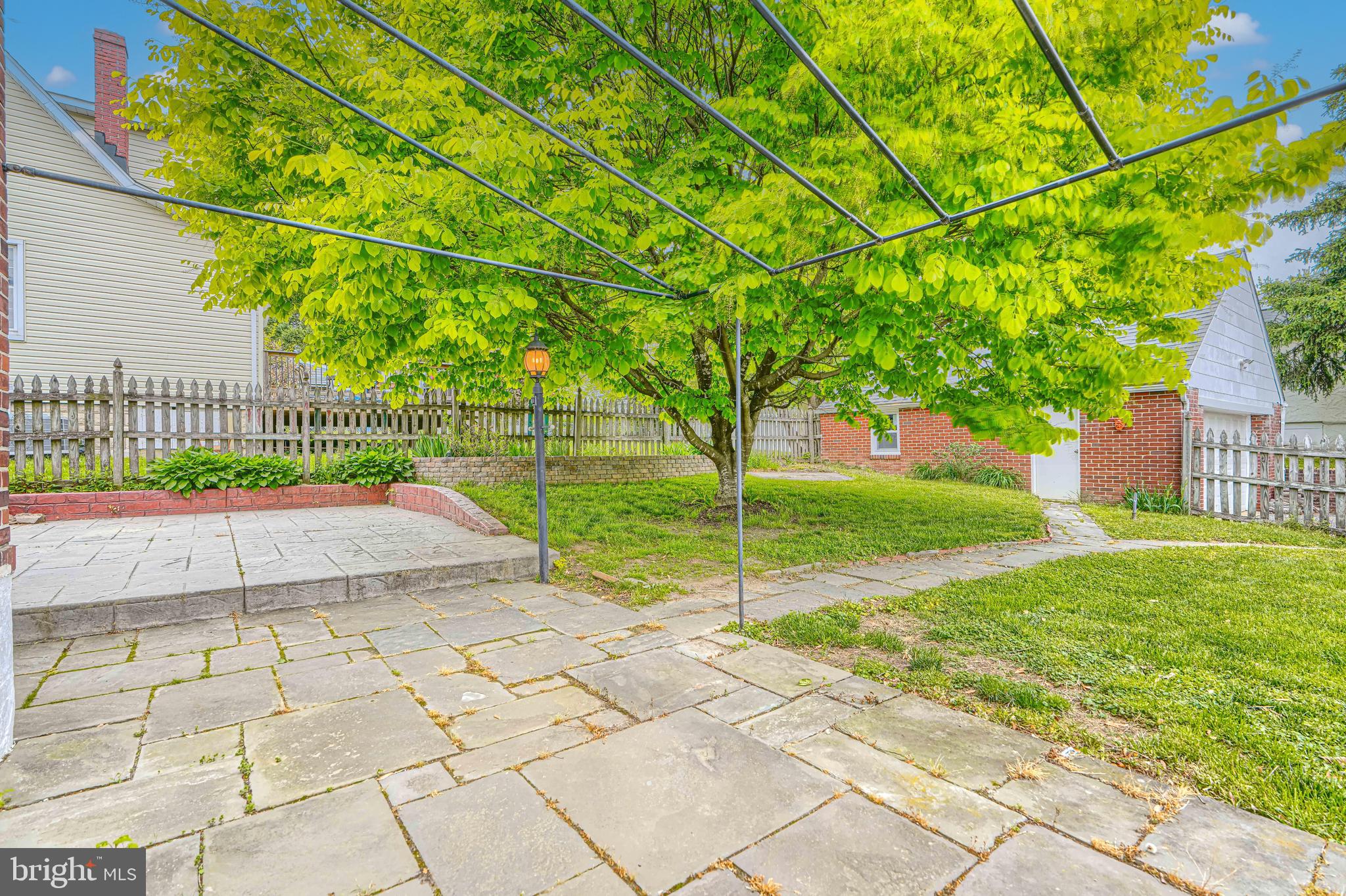 OAKCREST - Residential