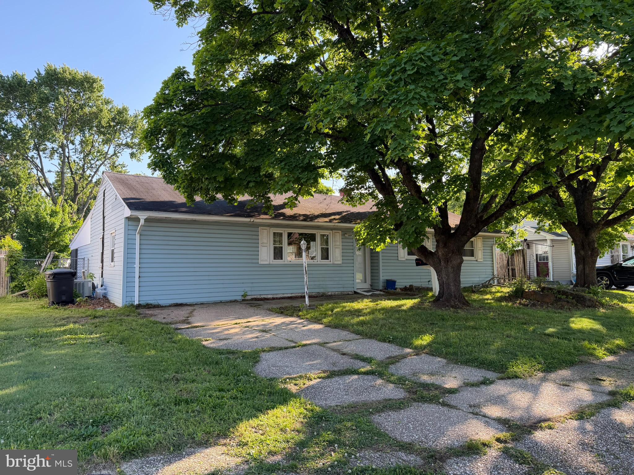 713 DONALD DRIVE