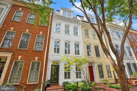 Photo of 1858 Potomac Greens Drive, ALEXANDRIA, VA 22314 (MLS # VAAX2067940)