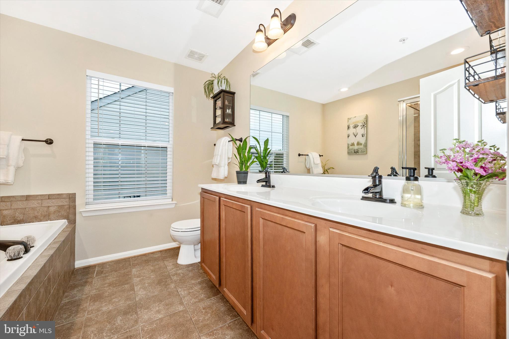 TUSCARORA CREEK - Residential