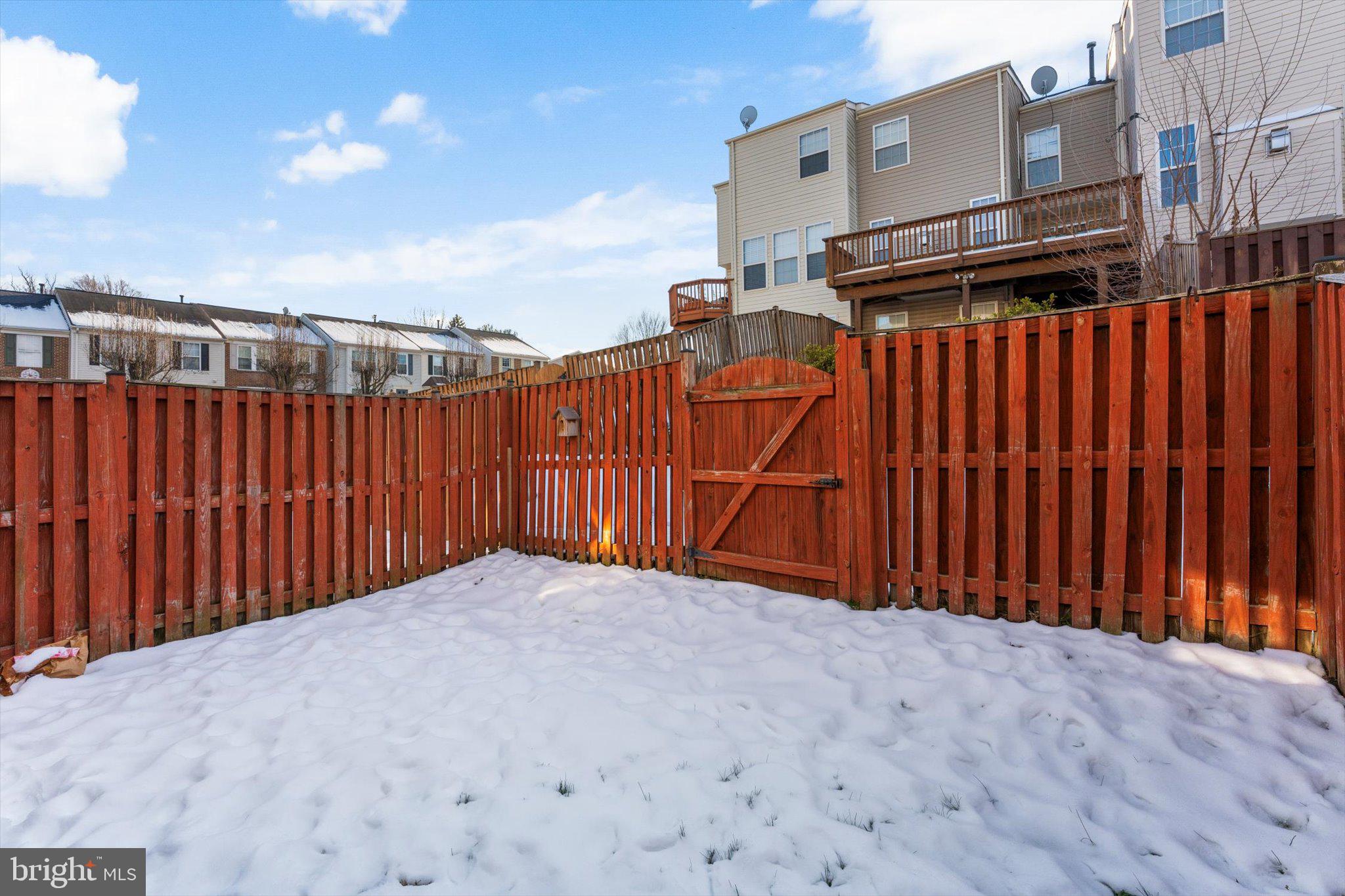 STRATFORD - Residential