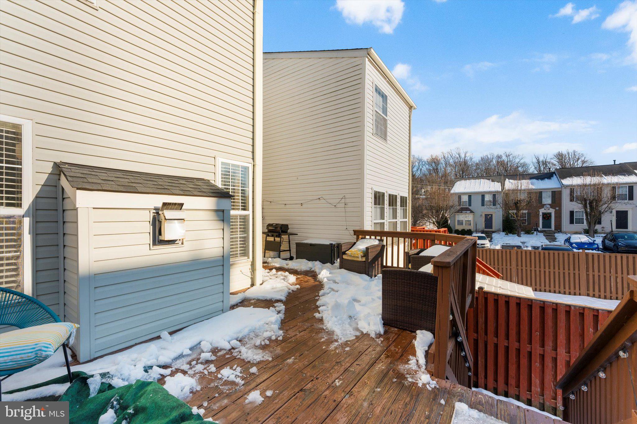 STRATFORD - Residential