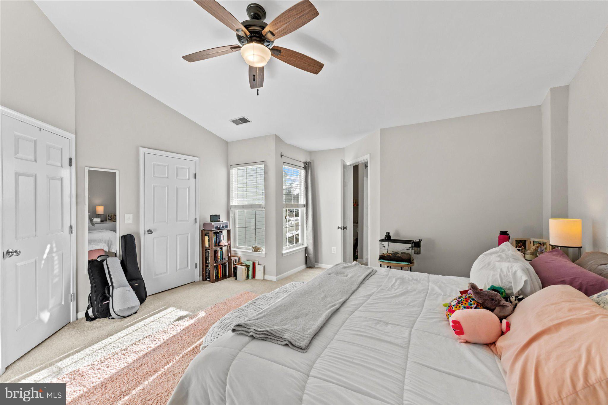 STRATFORD - Residential