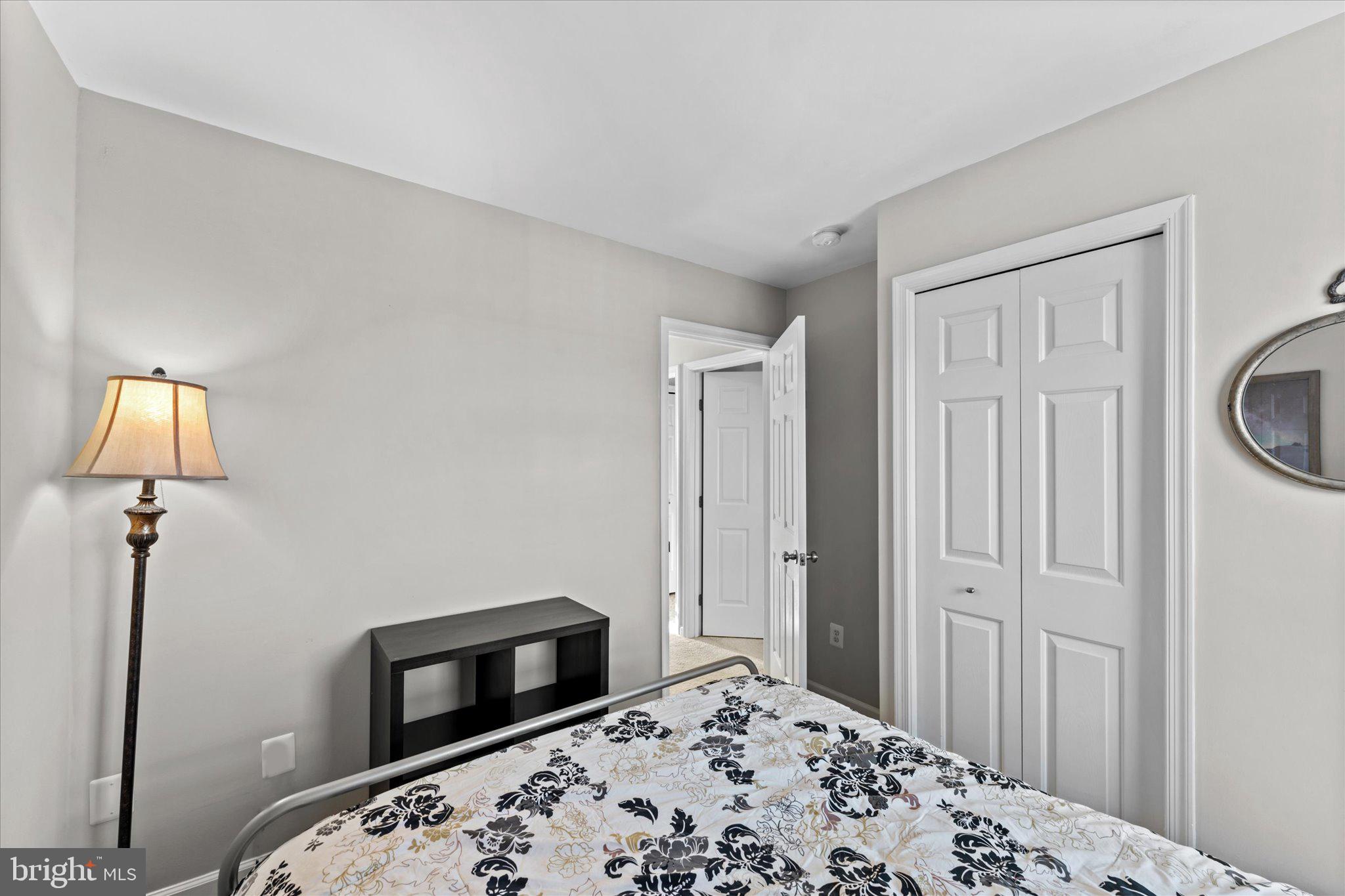 STRATFORD - Residential