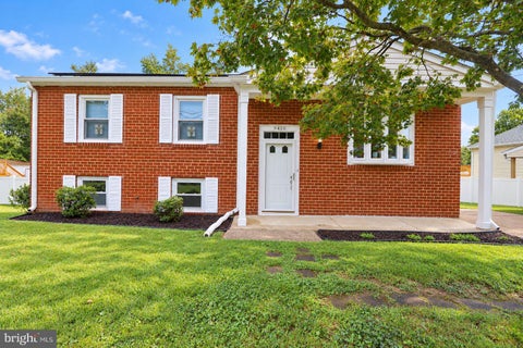 Homes For Sale - 9410 Small Drive<br/> CLINTON, MD 20735