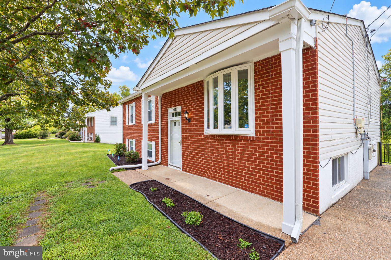9410 SMALL DRIVE