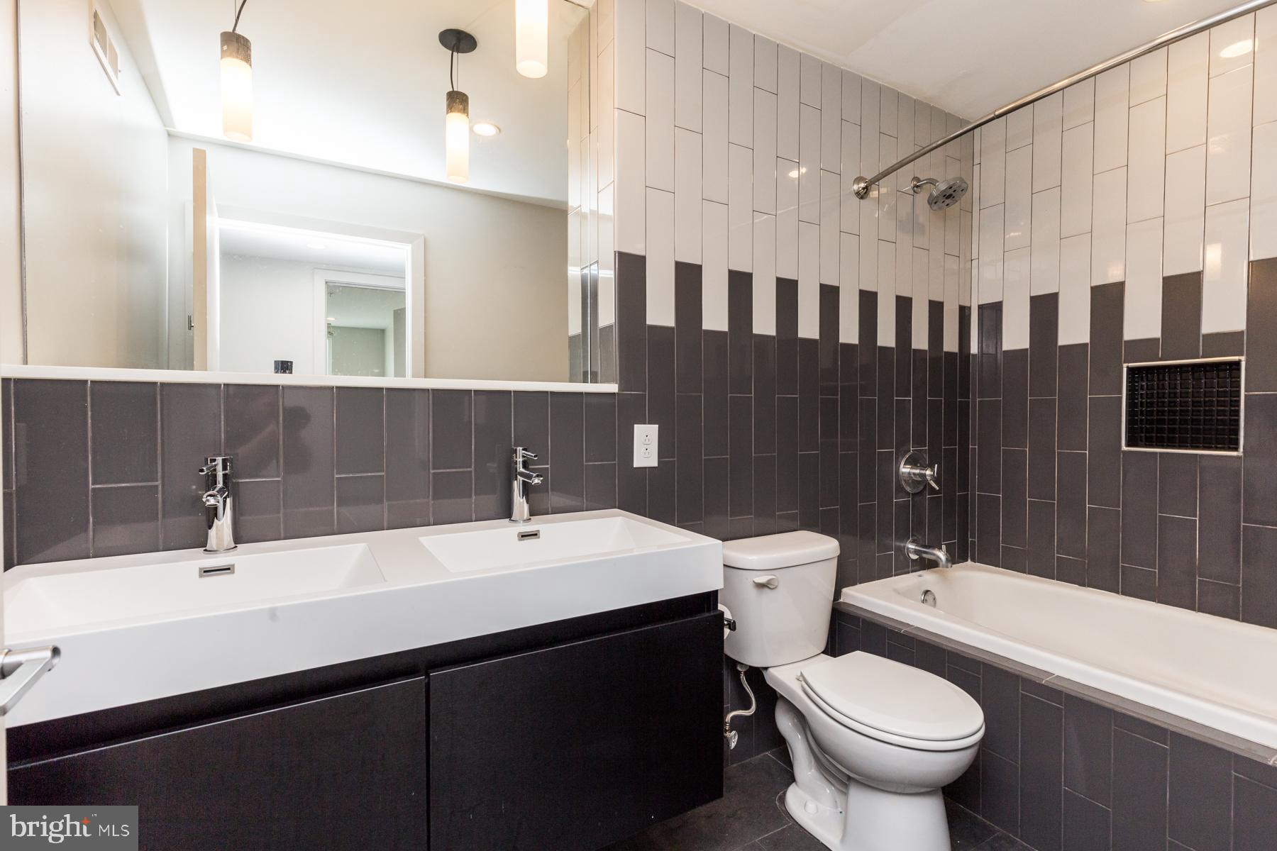 FISHTOWN - Residential Lease