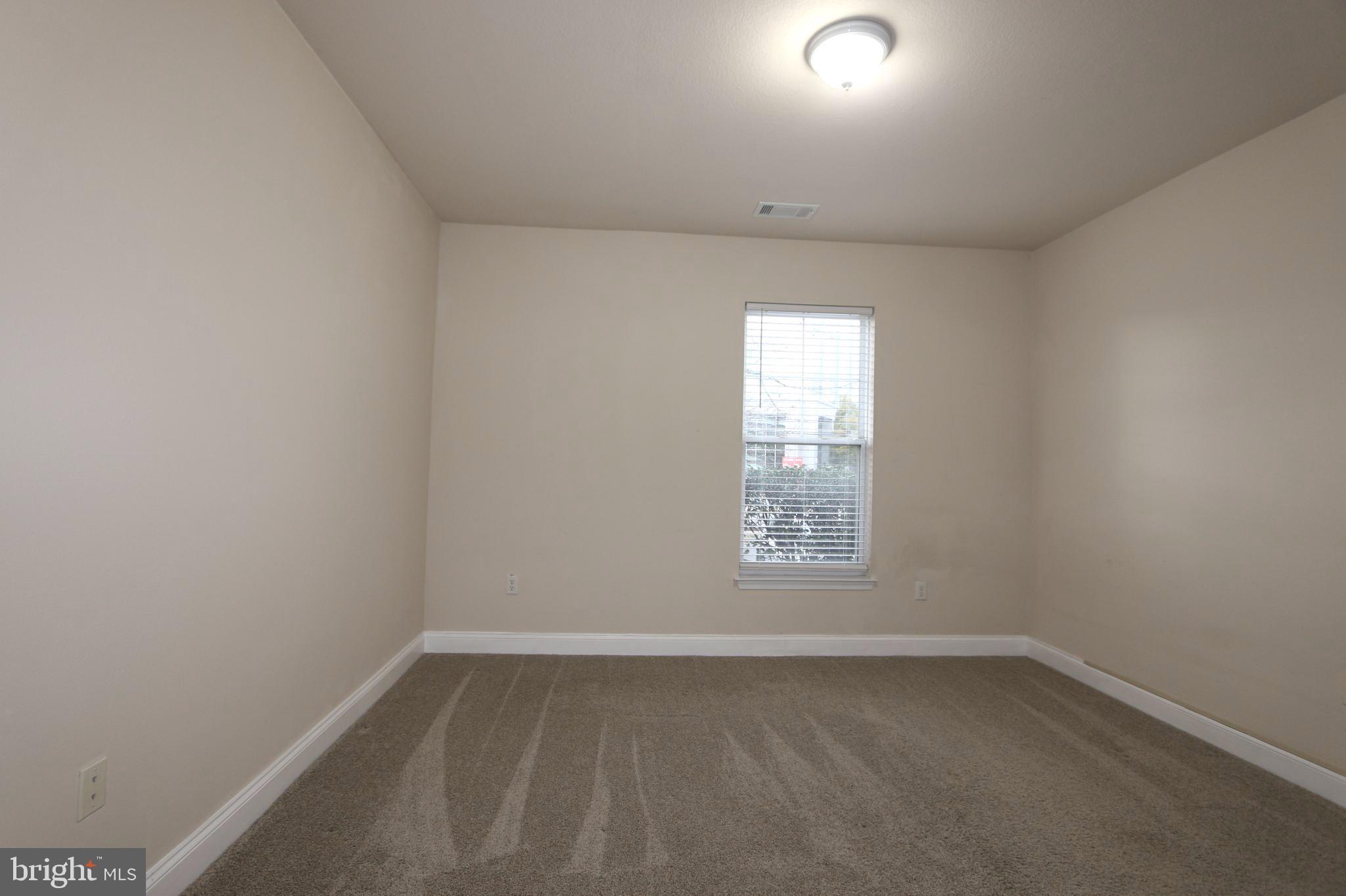 FITZ AT ROCKVILLE TOWN C - Residential Lease