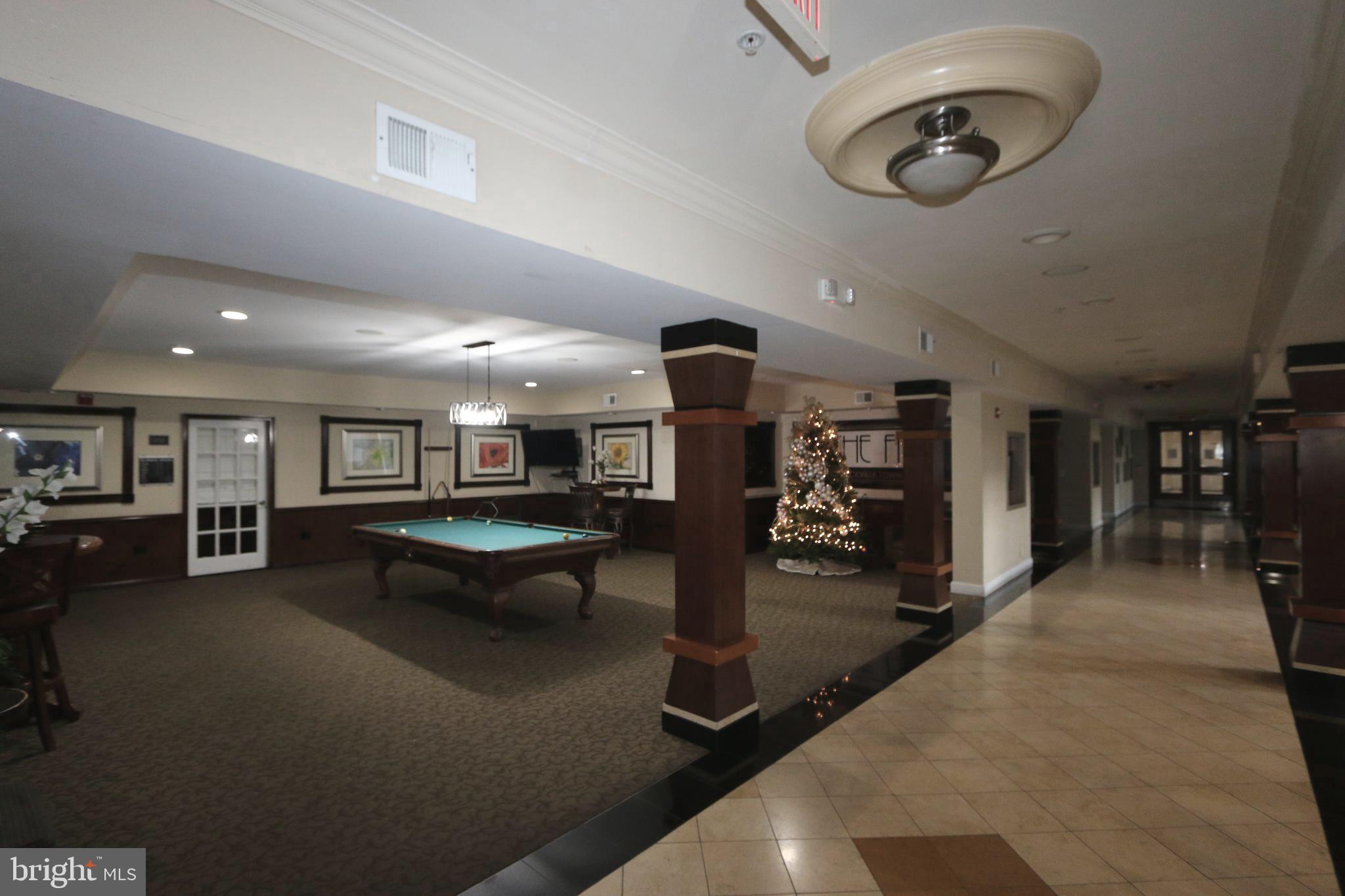 FITZ AT ROCKVILLE TOWN C - Residential Lease