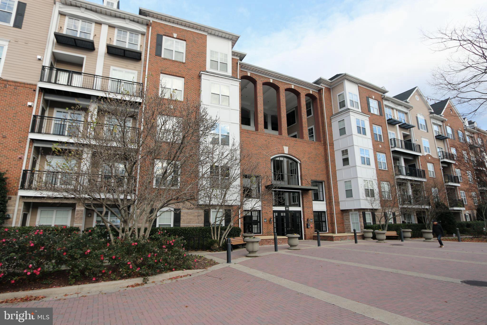 FITZ AT ROCKVILLE TOWN C - Residential Lease