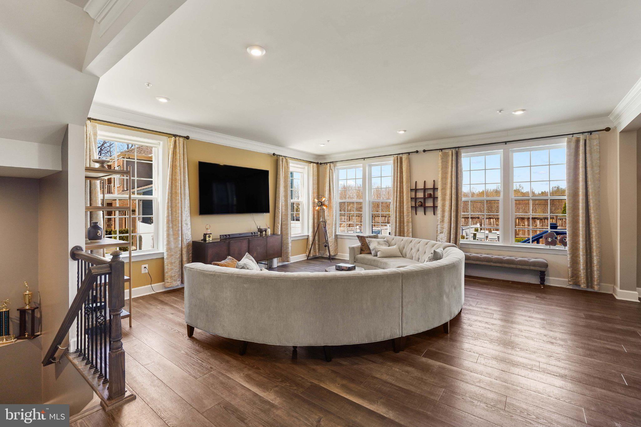 MARLBORO RIDING-PLAT 1> - Residential