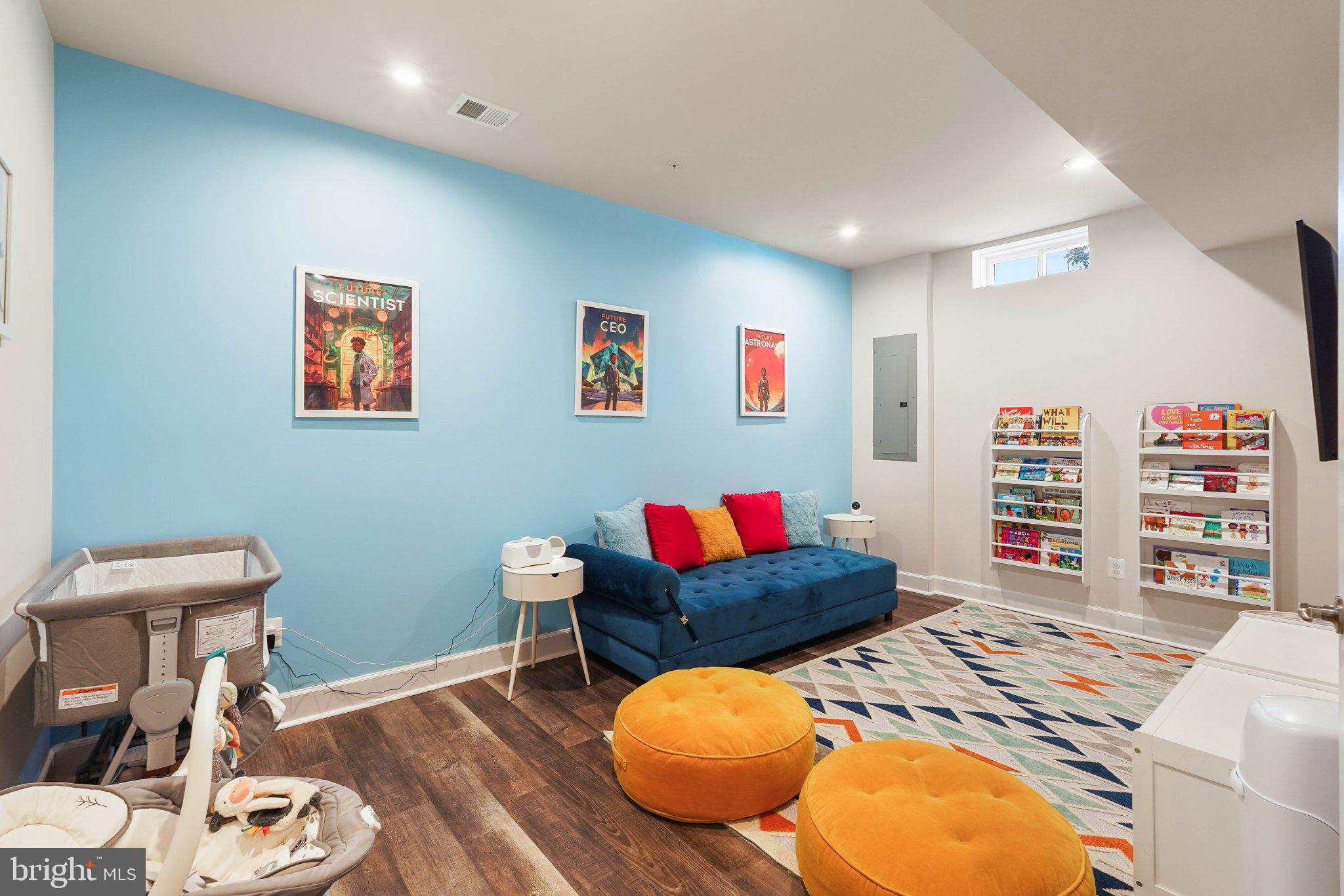 MARLBORO RIDING-PLAT 1> - Residential