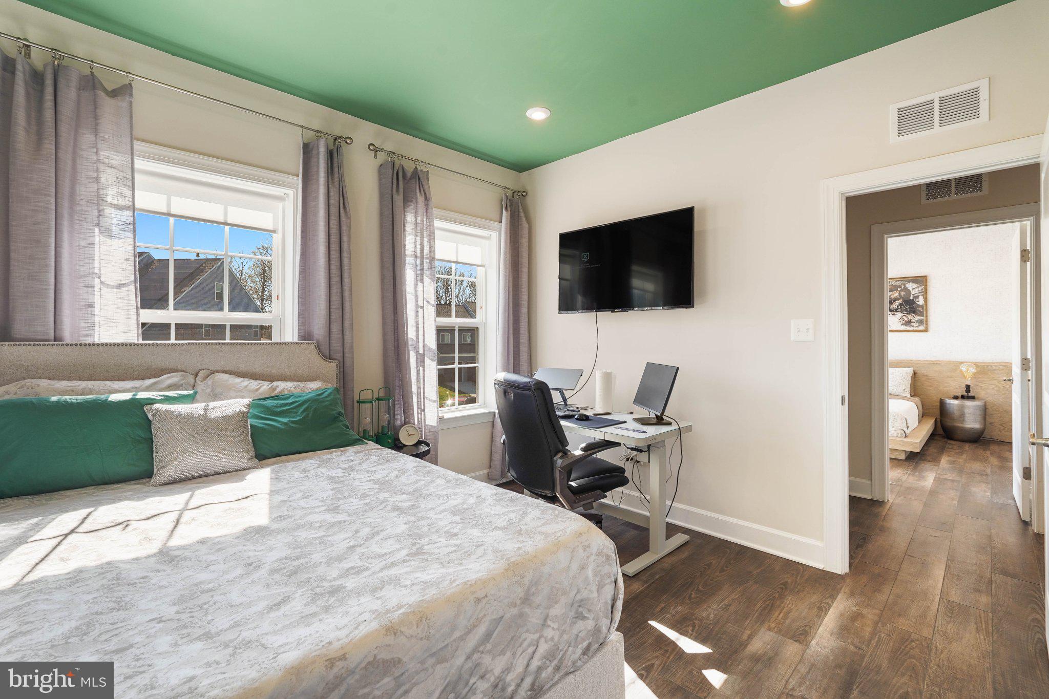 MARLBORO RIDING-PLAT 1> - Residential