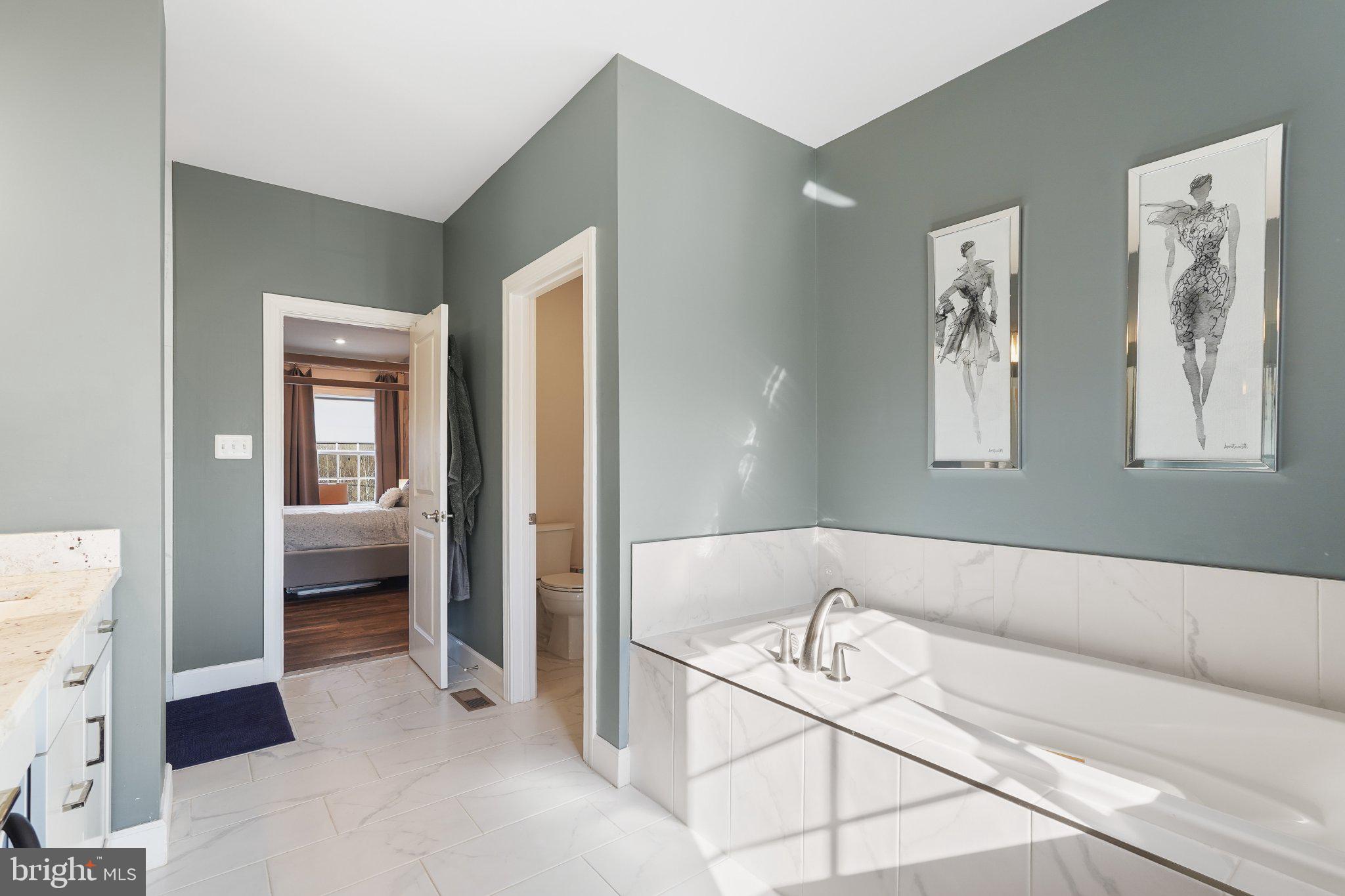 MARLBORO RIDING-PLAT 1> - Residential