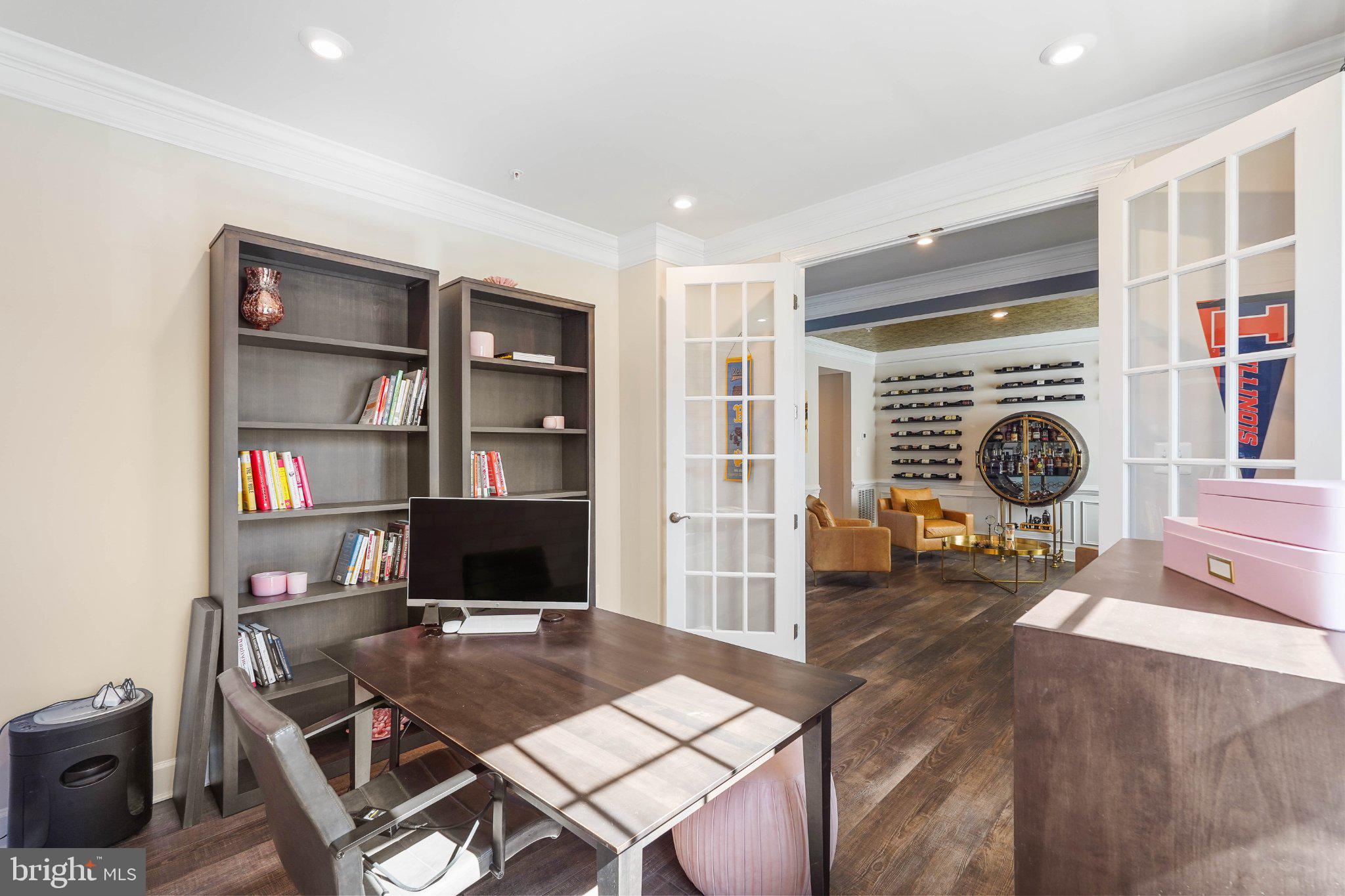 MARLBORO RIDING-PLAT 1> - Residential