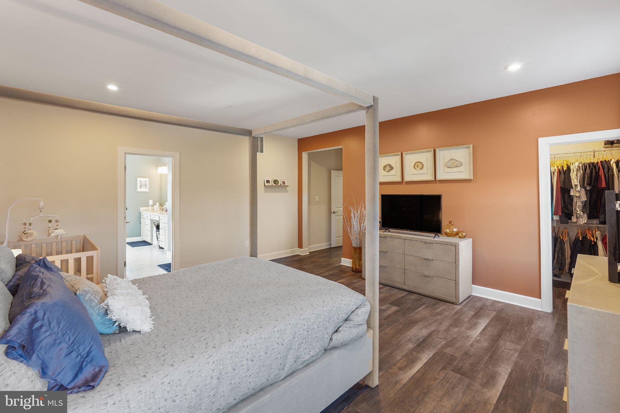 MARLBORO RIDING-PLAT 1> - Residential