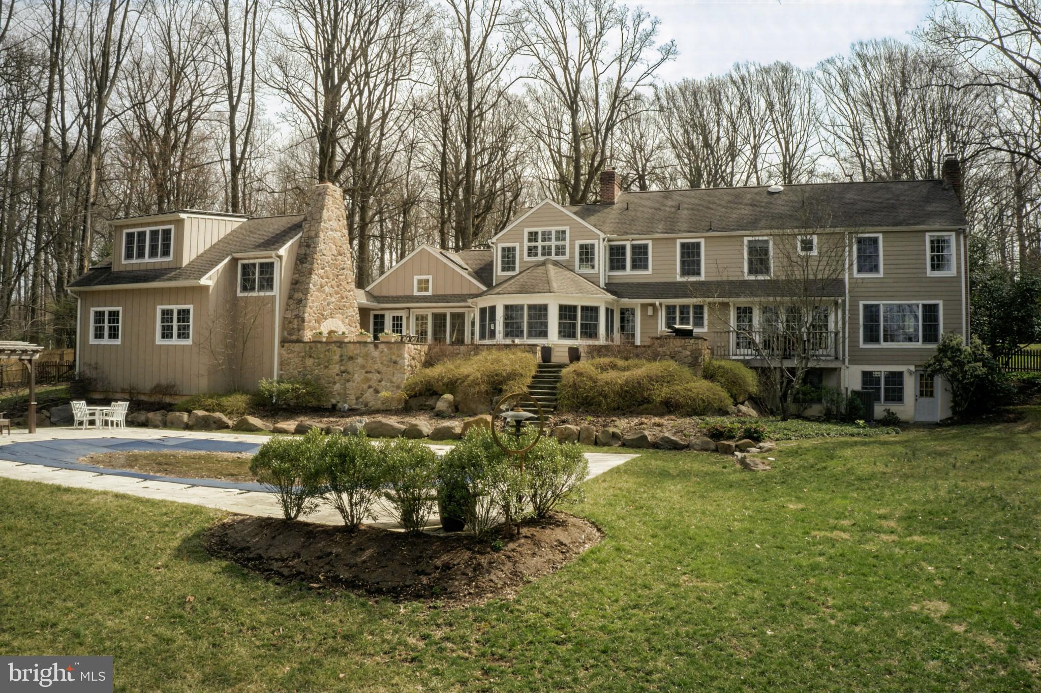 RADNOR HUNT - Residential