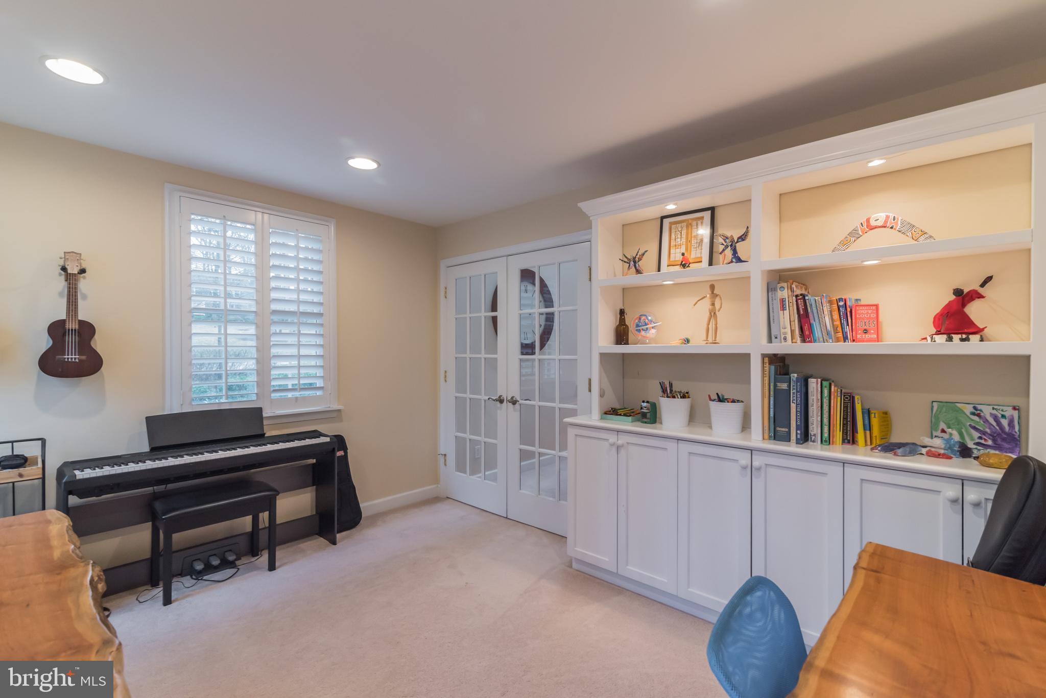 RADNOR HUNT - Residential