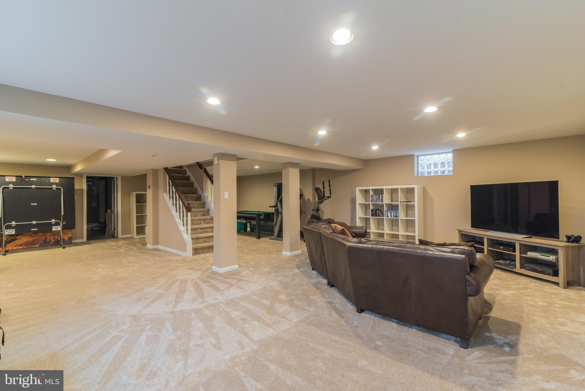 RADNOR HUNT - Residential