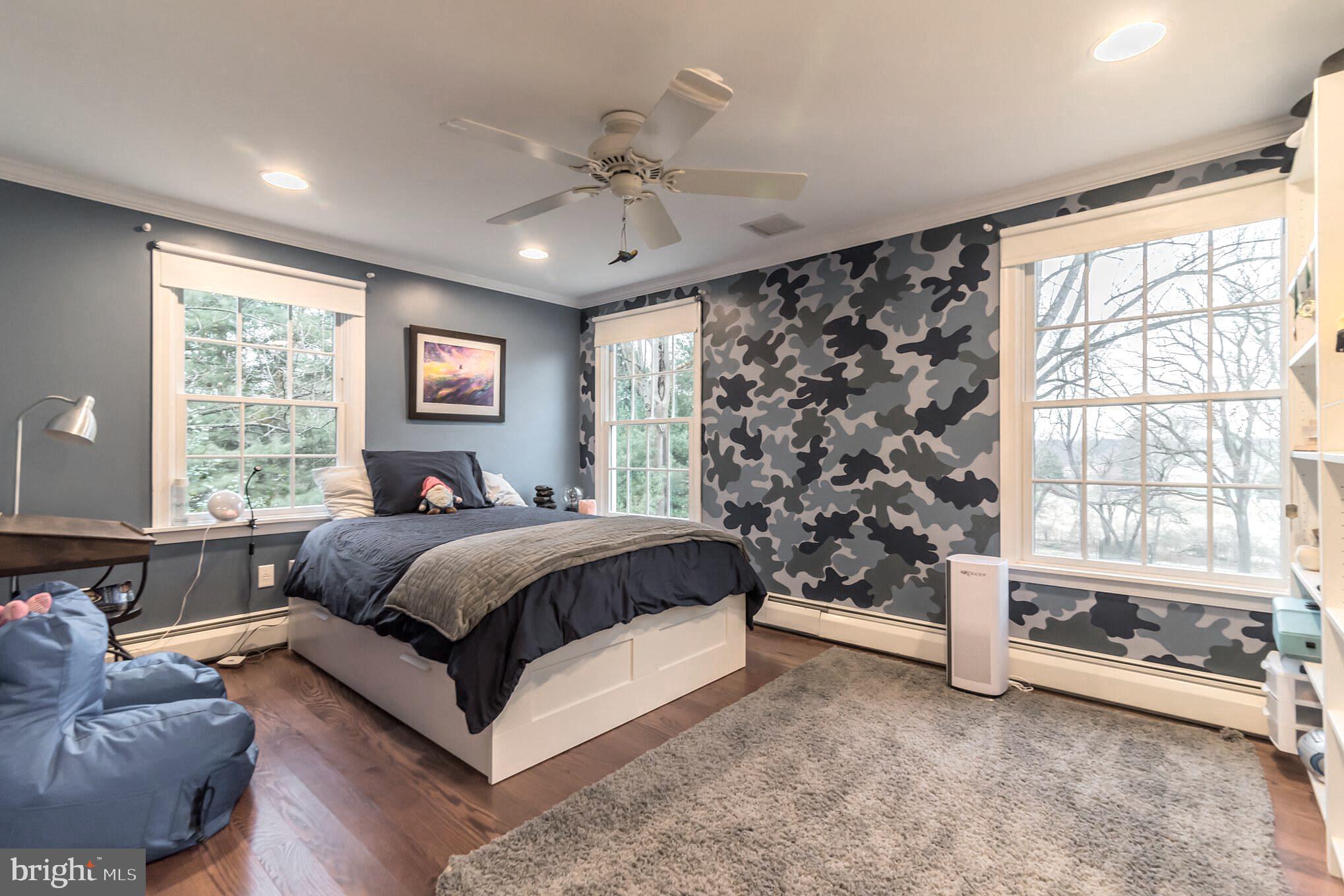 RADNOR HUNT - Residential