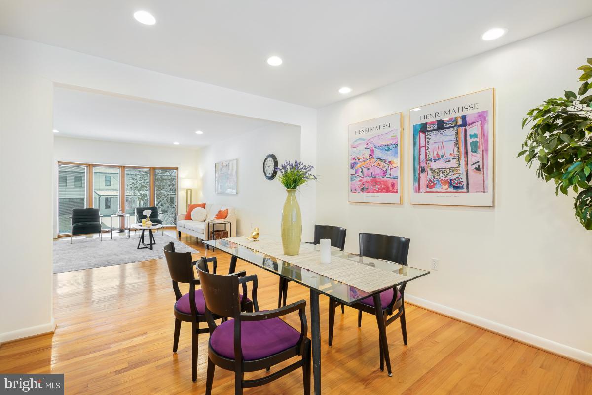 GREEN TREE MANOR - Residential