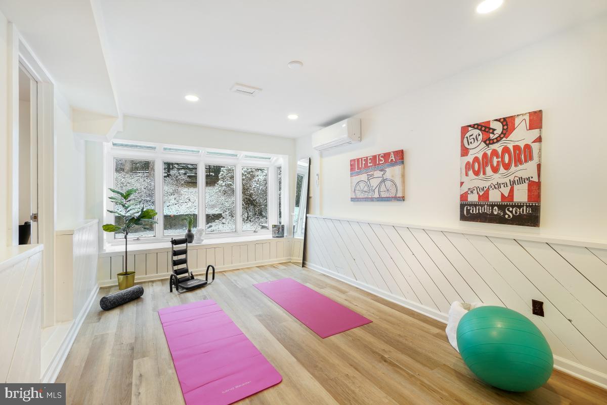 GREEN TREE MANOR - Residential