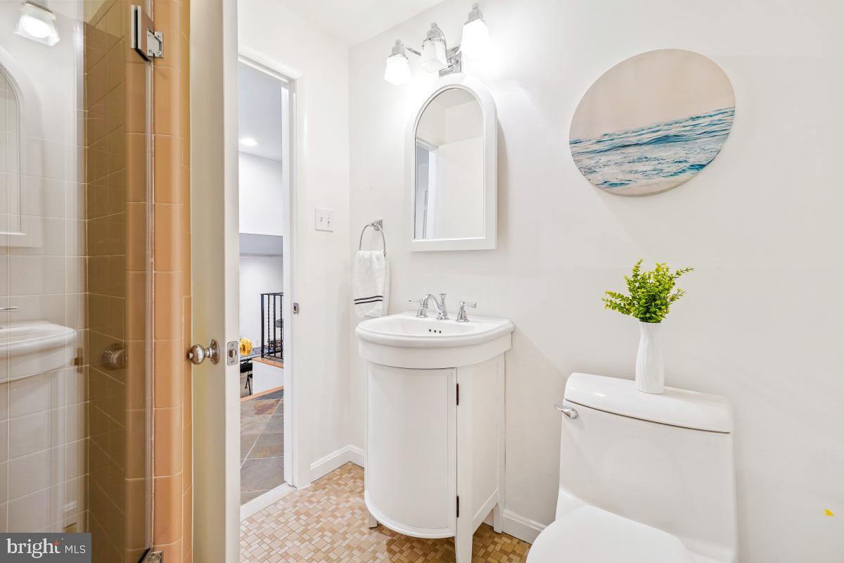 GREEN TREE MANOR - Residential