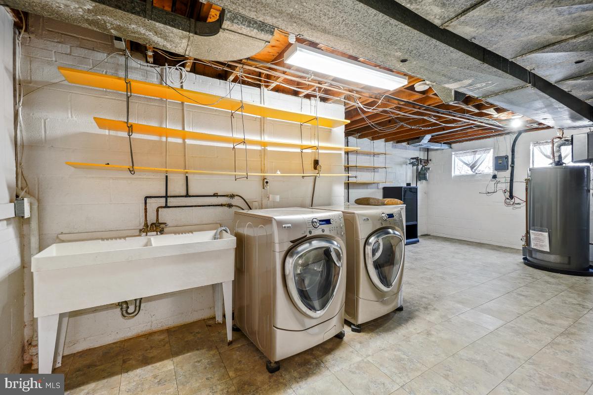 GREEN TREE MANOR - Residential