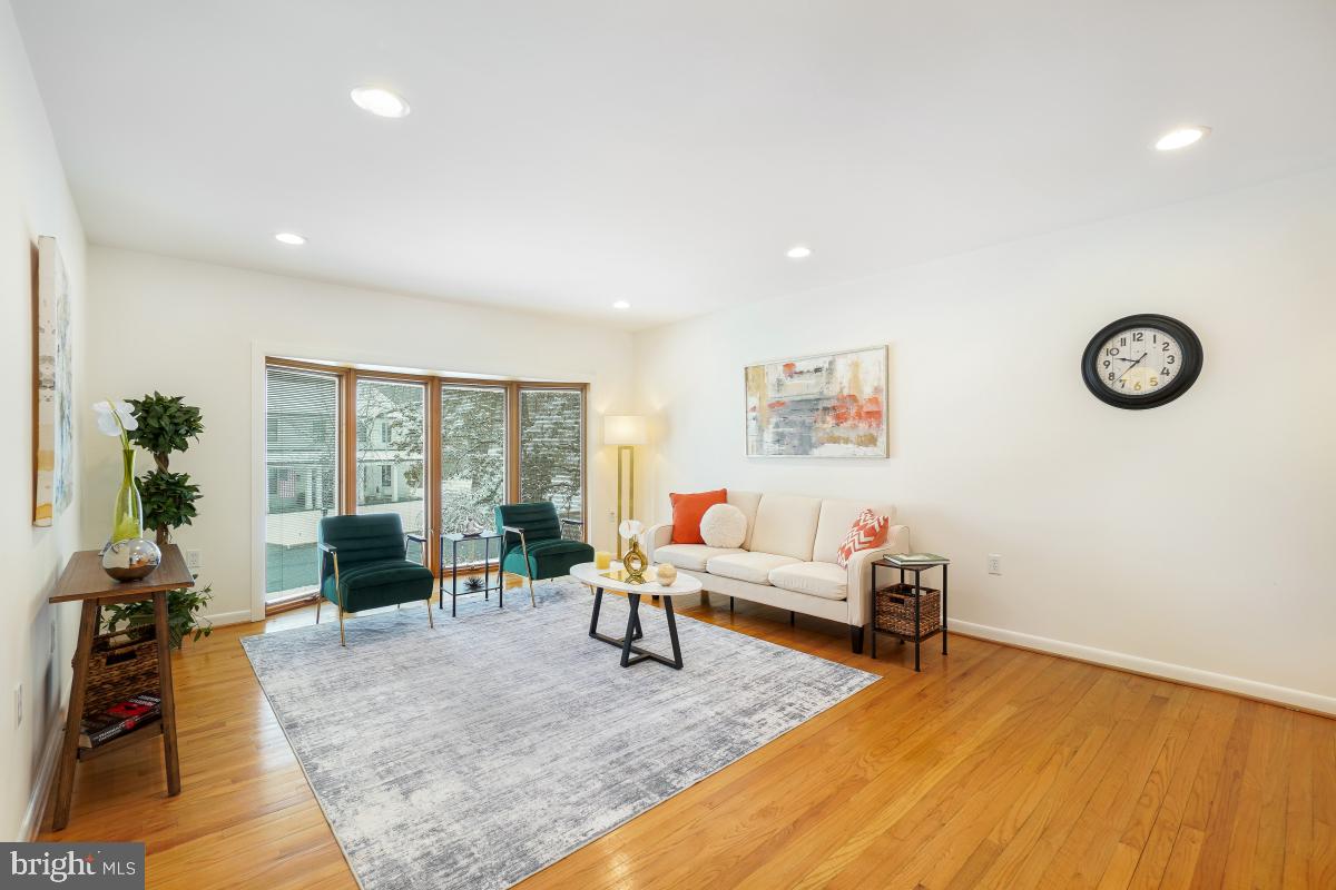 GREEN TREE MANOR - Residential