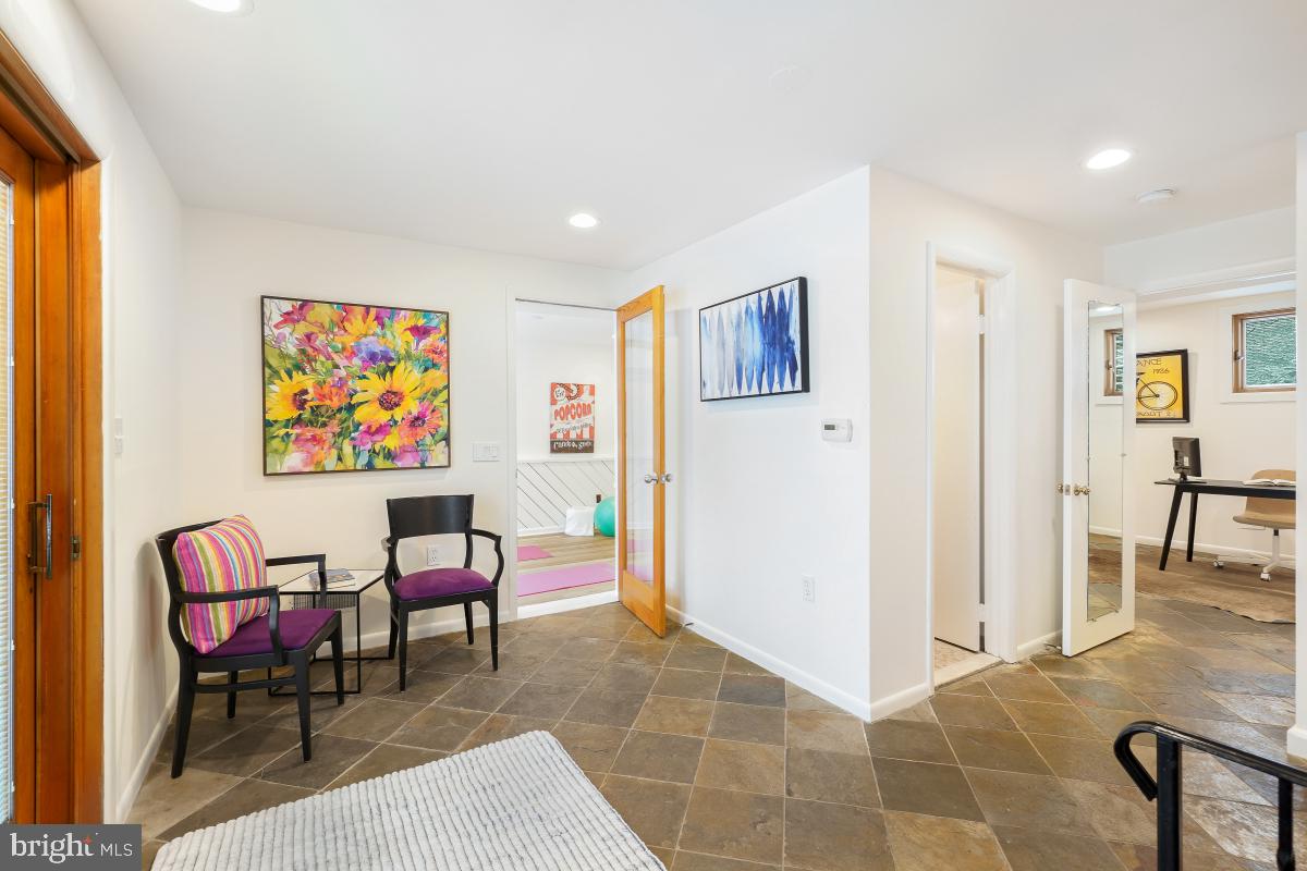 GREEN TREE MANOR - Residential