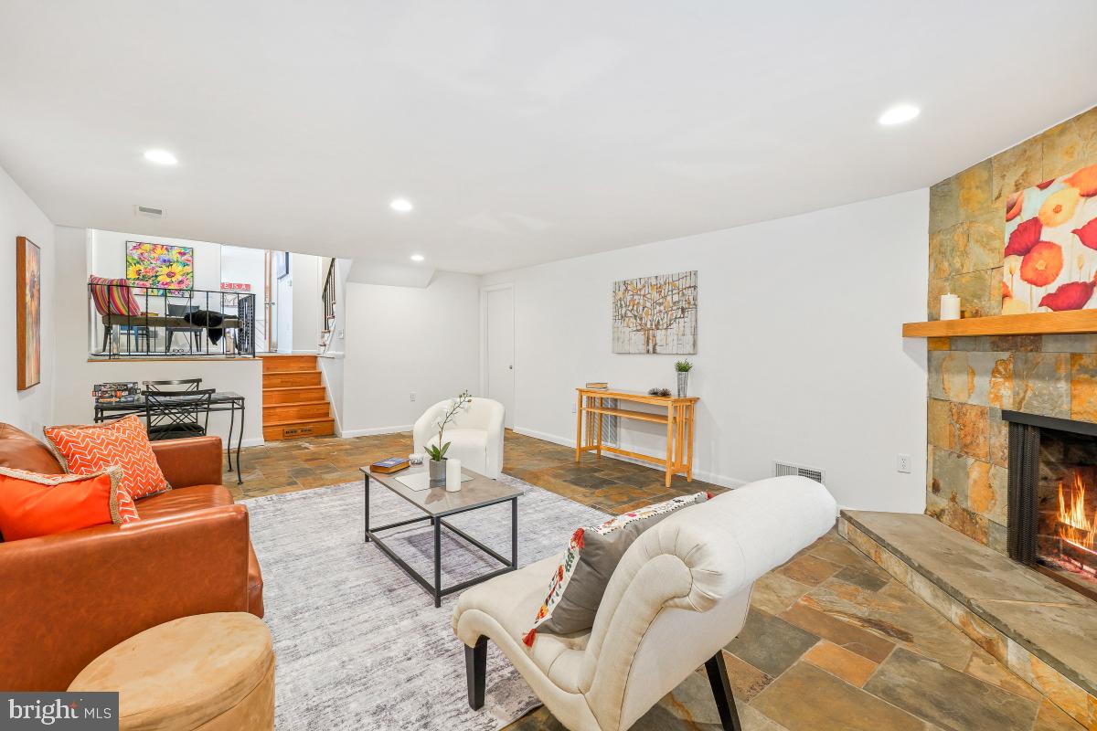 GREEN TREE MANOR - Residential