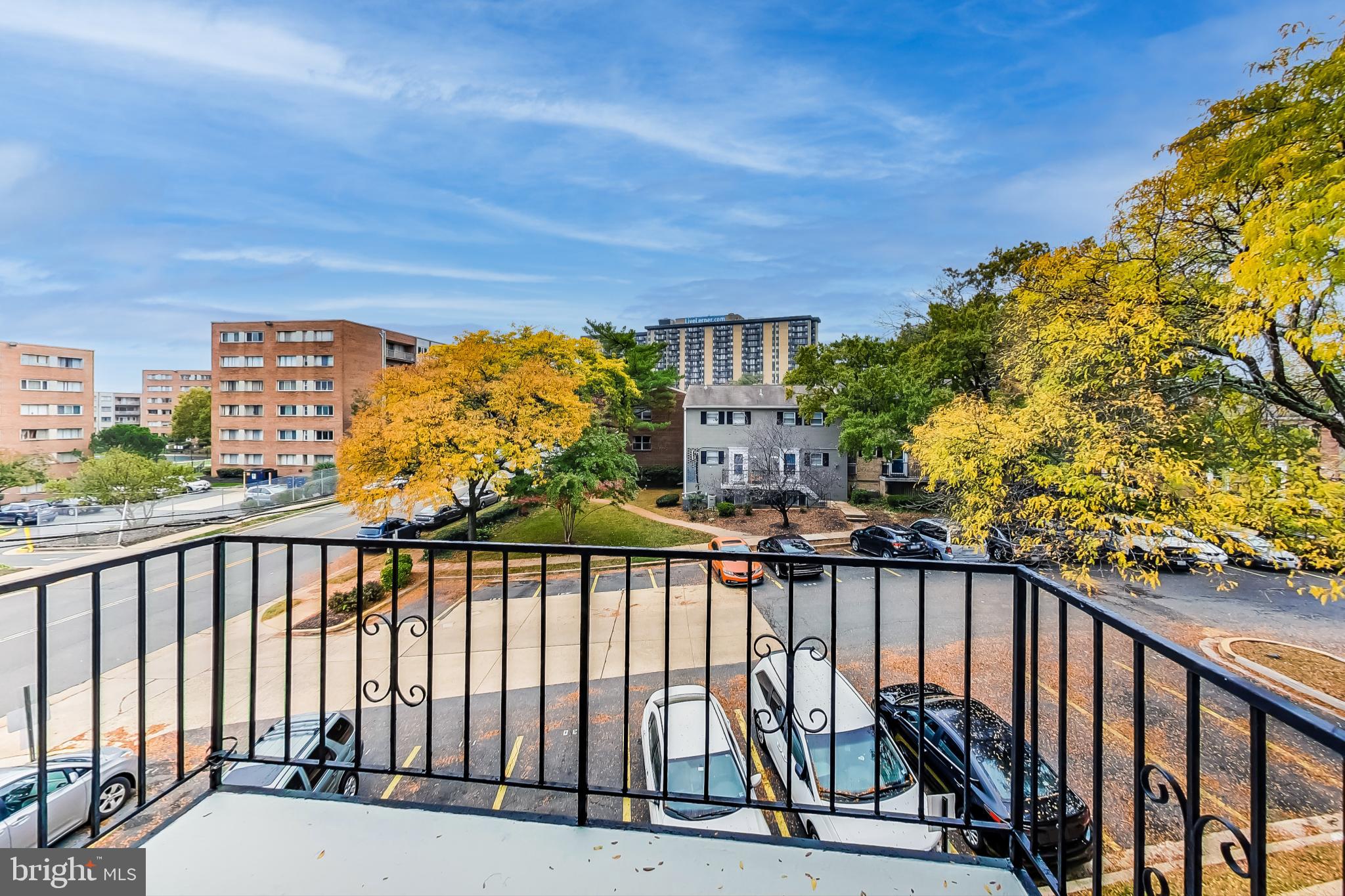 MAYFLOWER SQUARE - Residential