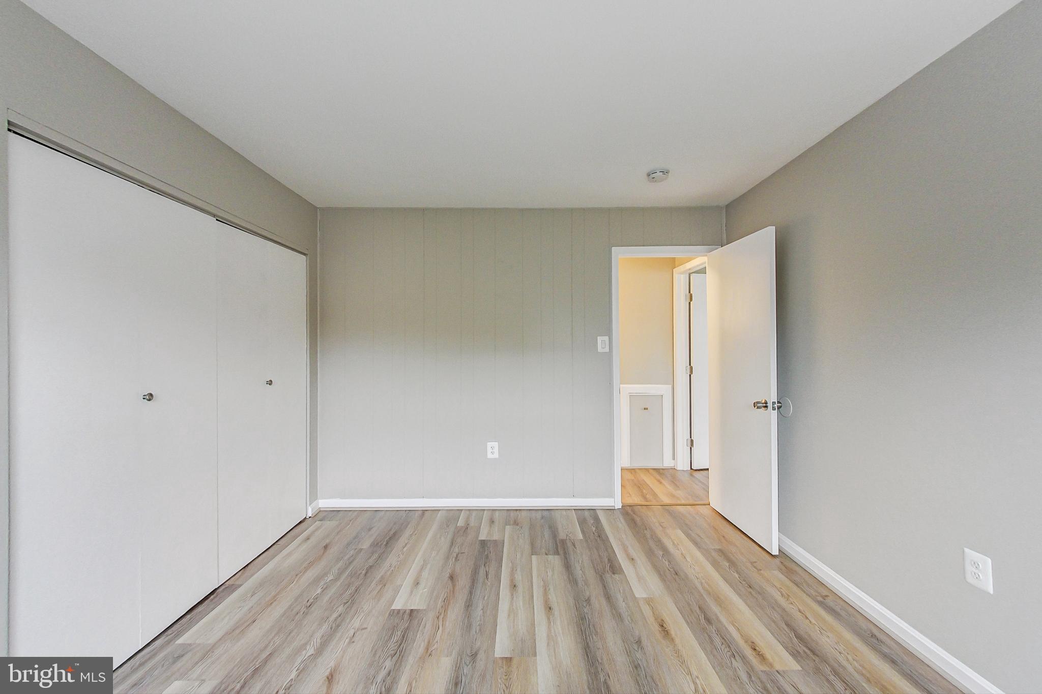 MAYFLOWER SQUARE - Residential