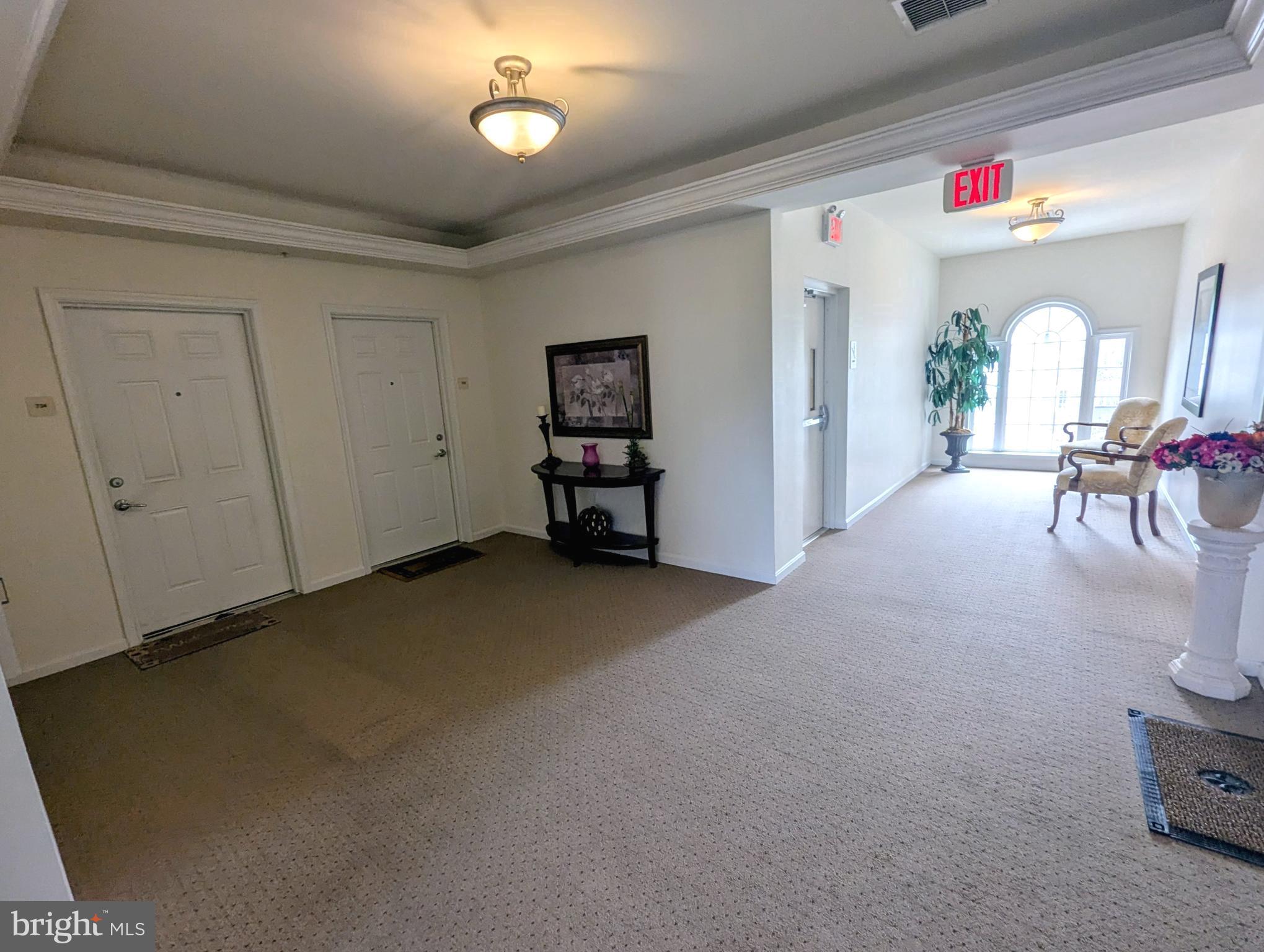 734 CREEKSIDE DRIVE
