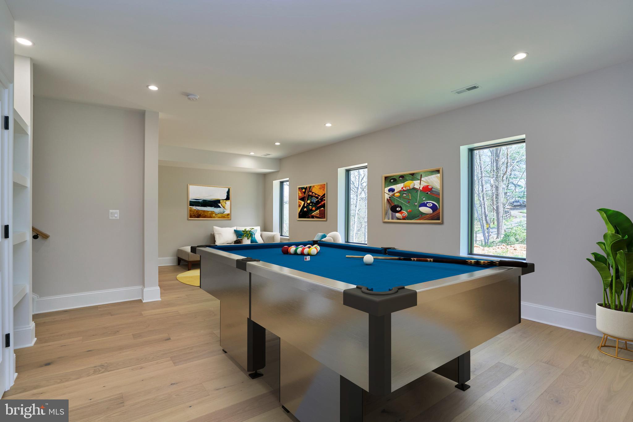 HUNTER MILL ESTATES - Residential