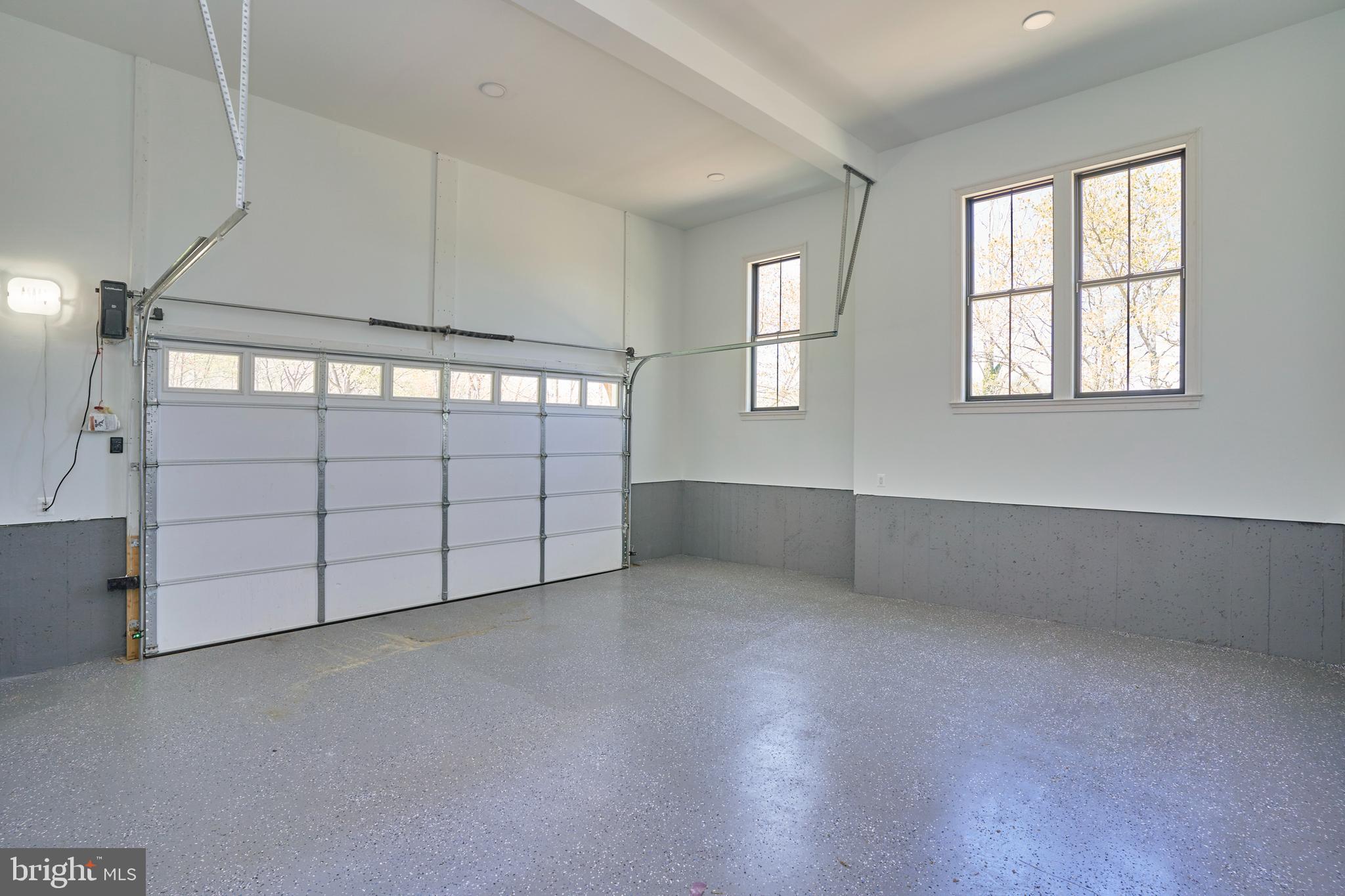 HUNTER MILL ESTATES - Residential