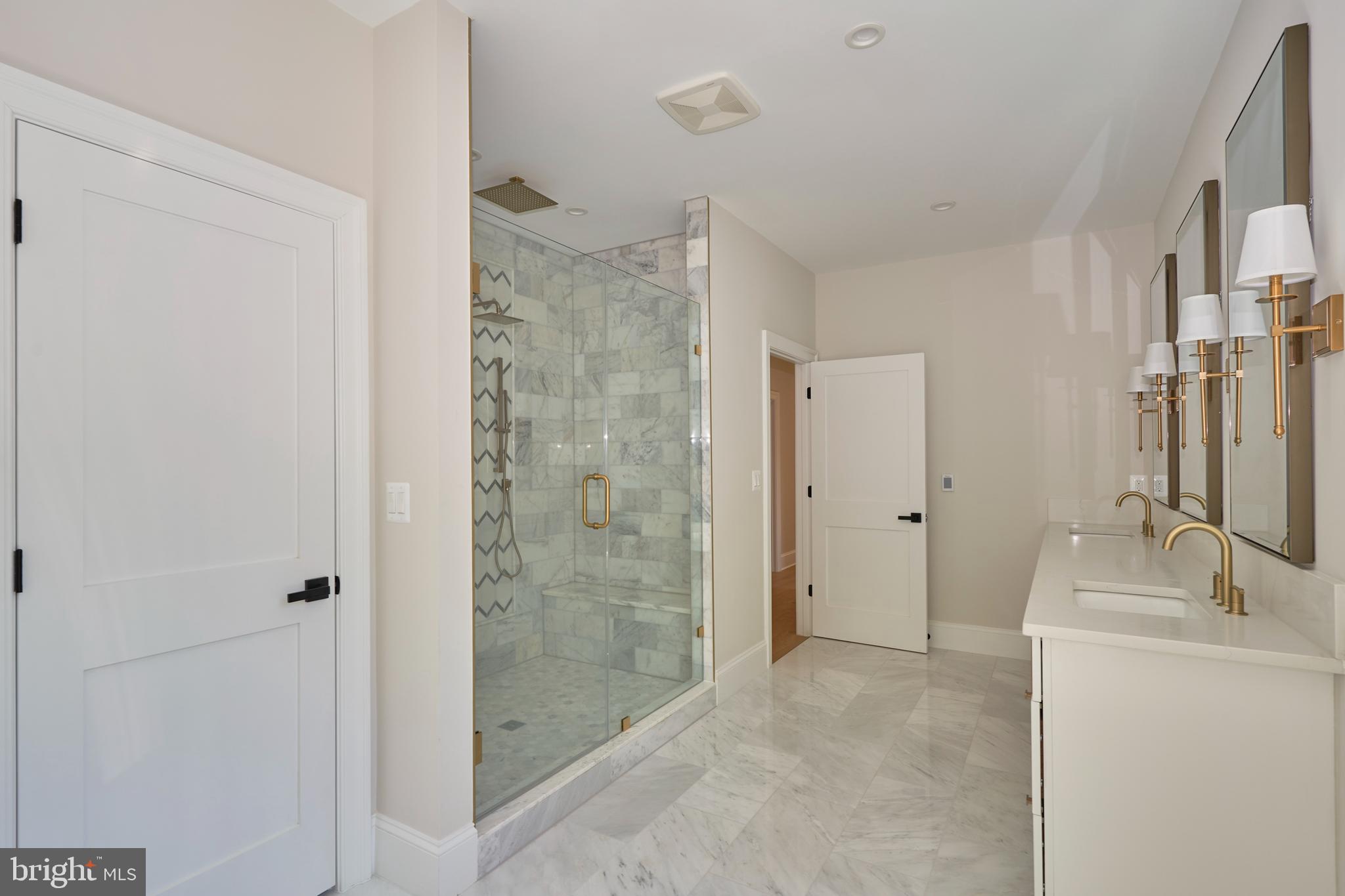 HUNTER MILL ESTATES - Residential