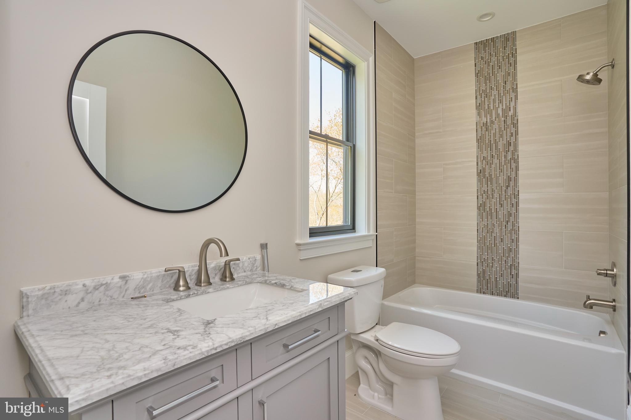 HUNTER MILL ESTATES - Residential