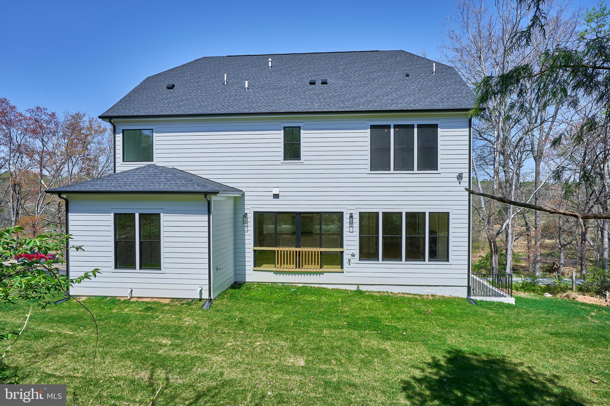 HUNTER MILL ESTATES - Residential