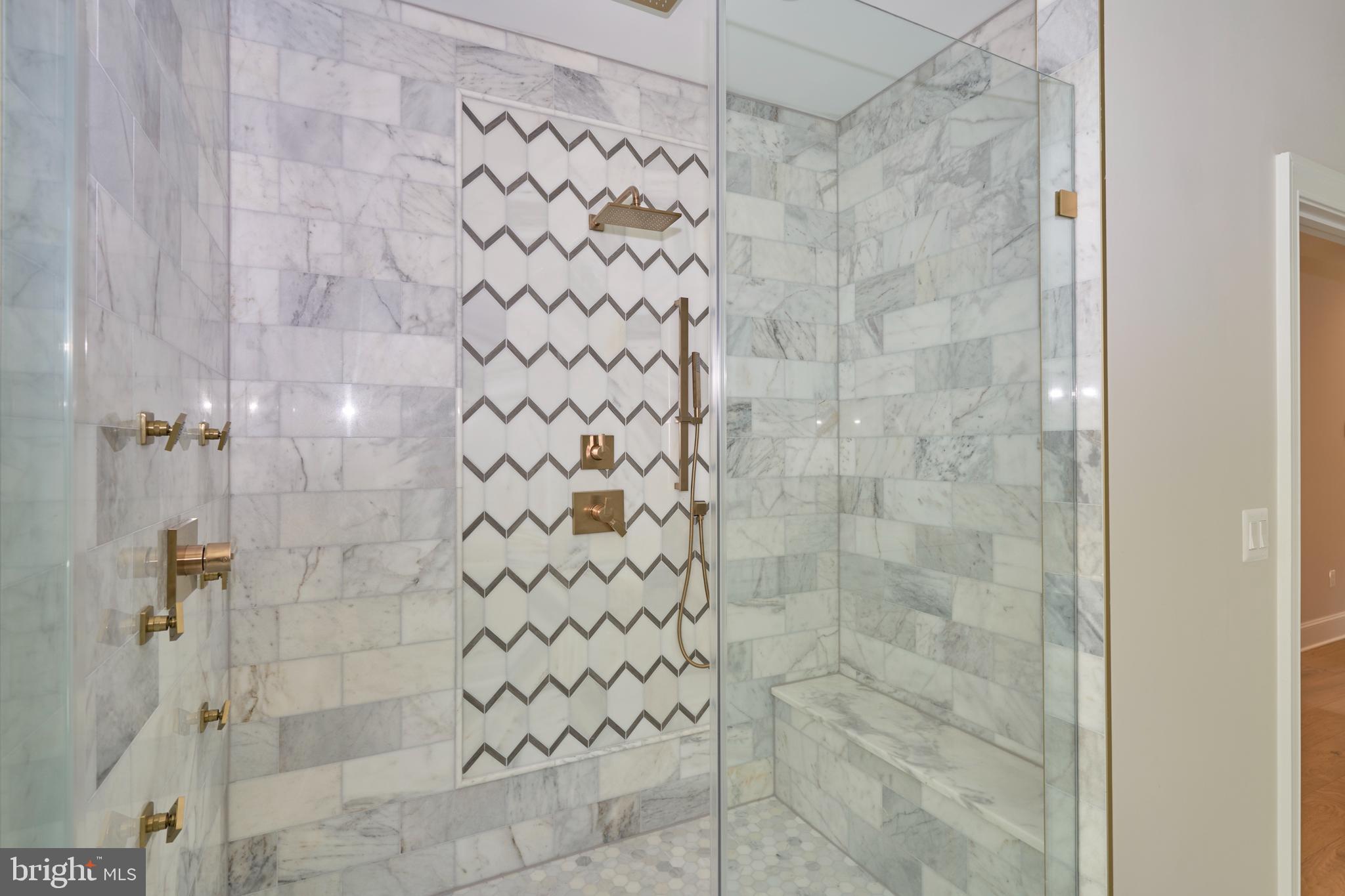 HUNTER MILL ESTATES - Residential