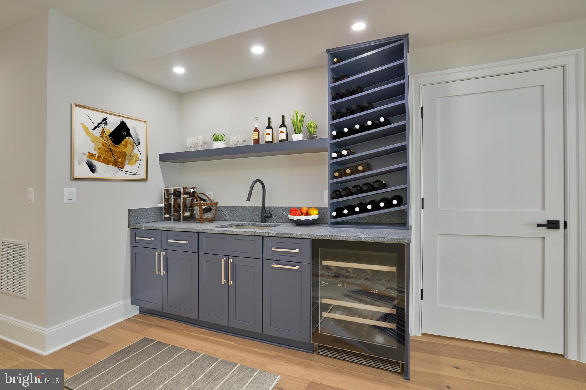 HUNTER MILL ESTATES - Residential