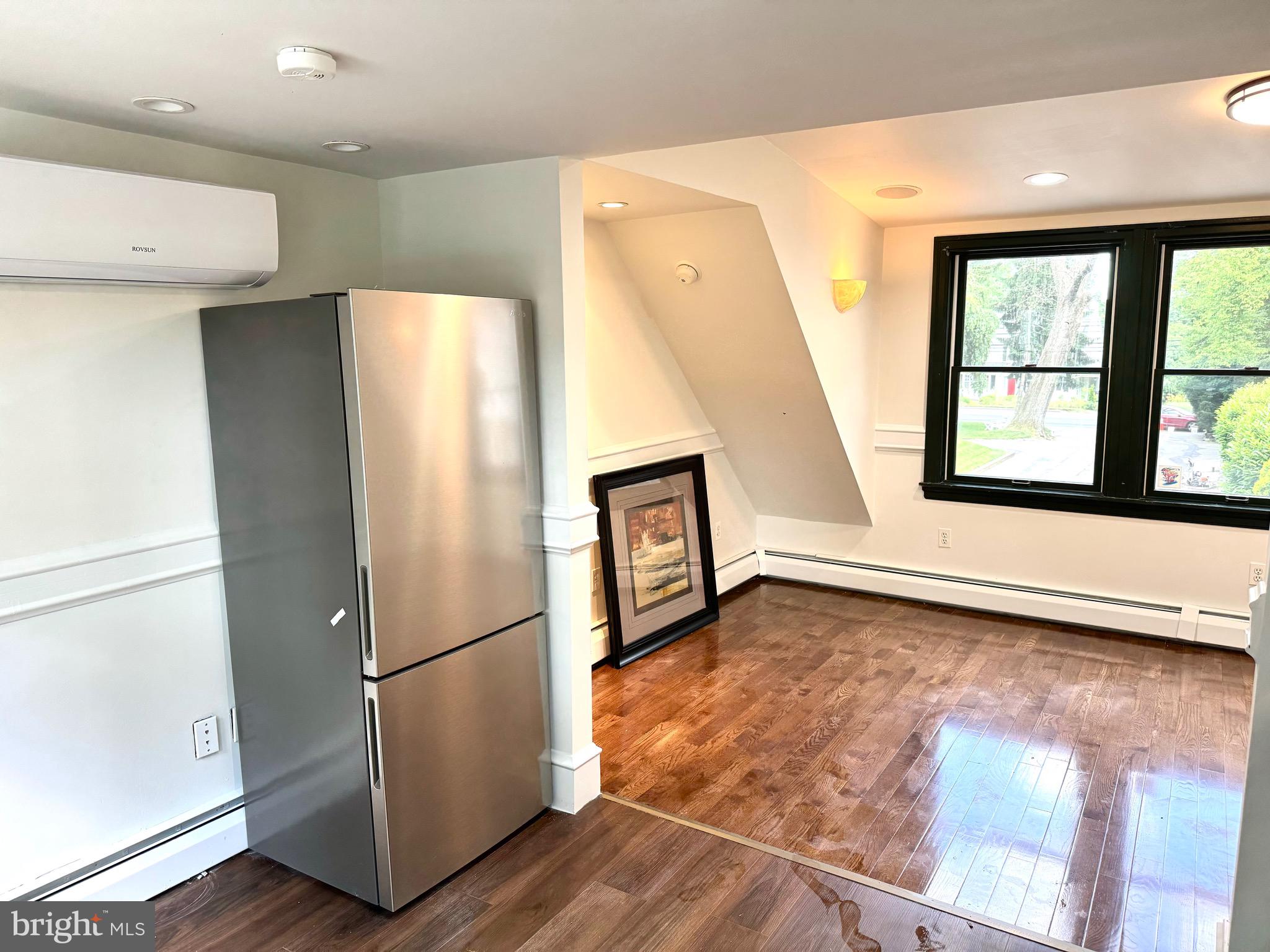 WYNNEWOOD - Residential