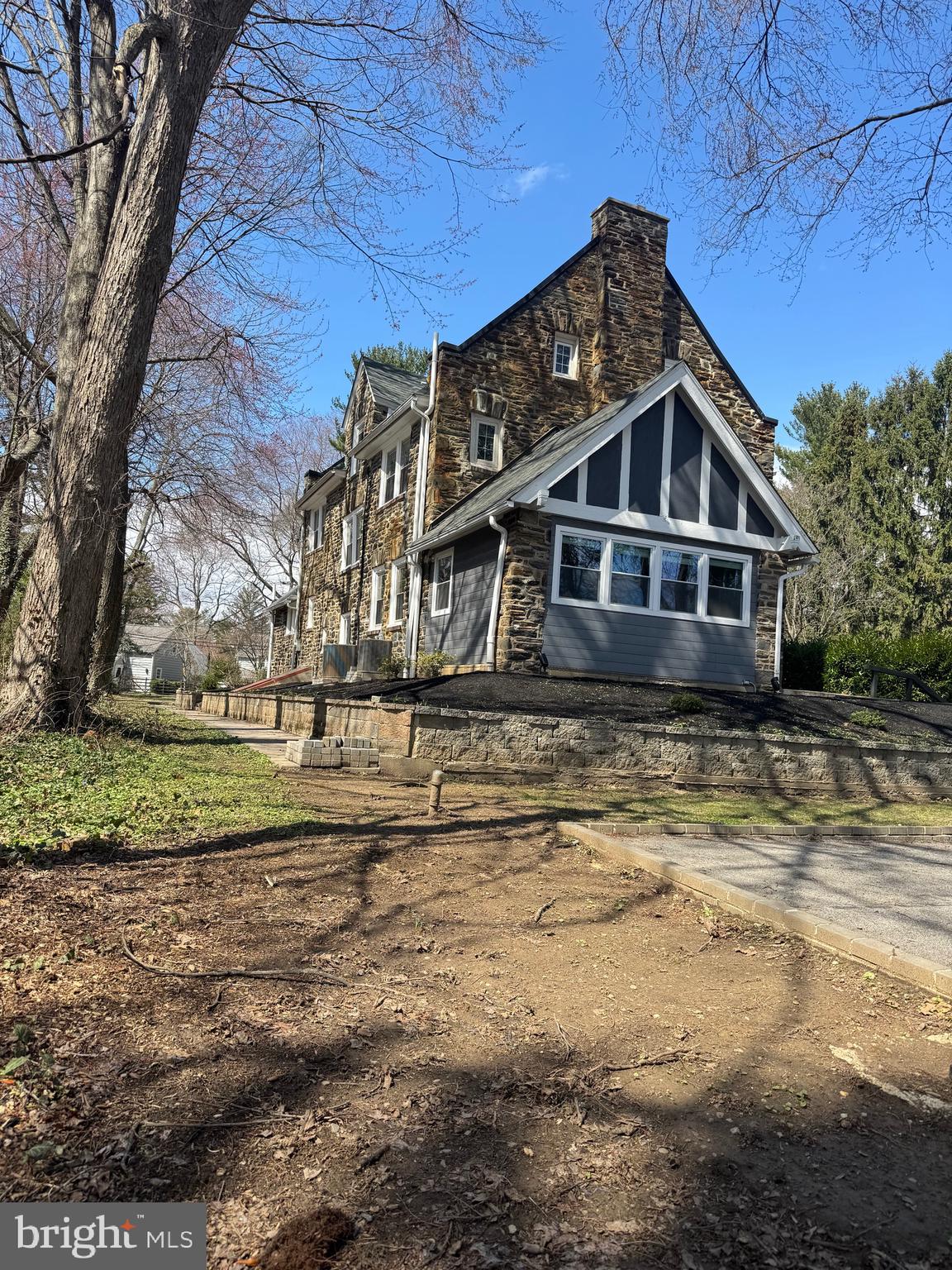 WYNNEWOOD - Residential