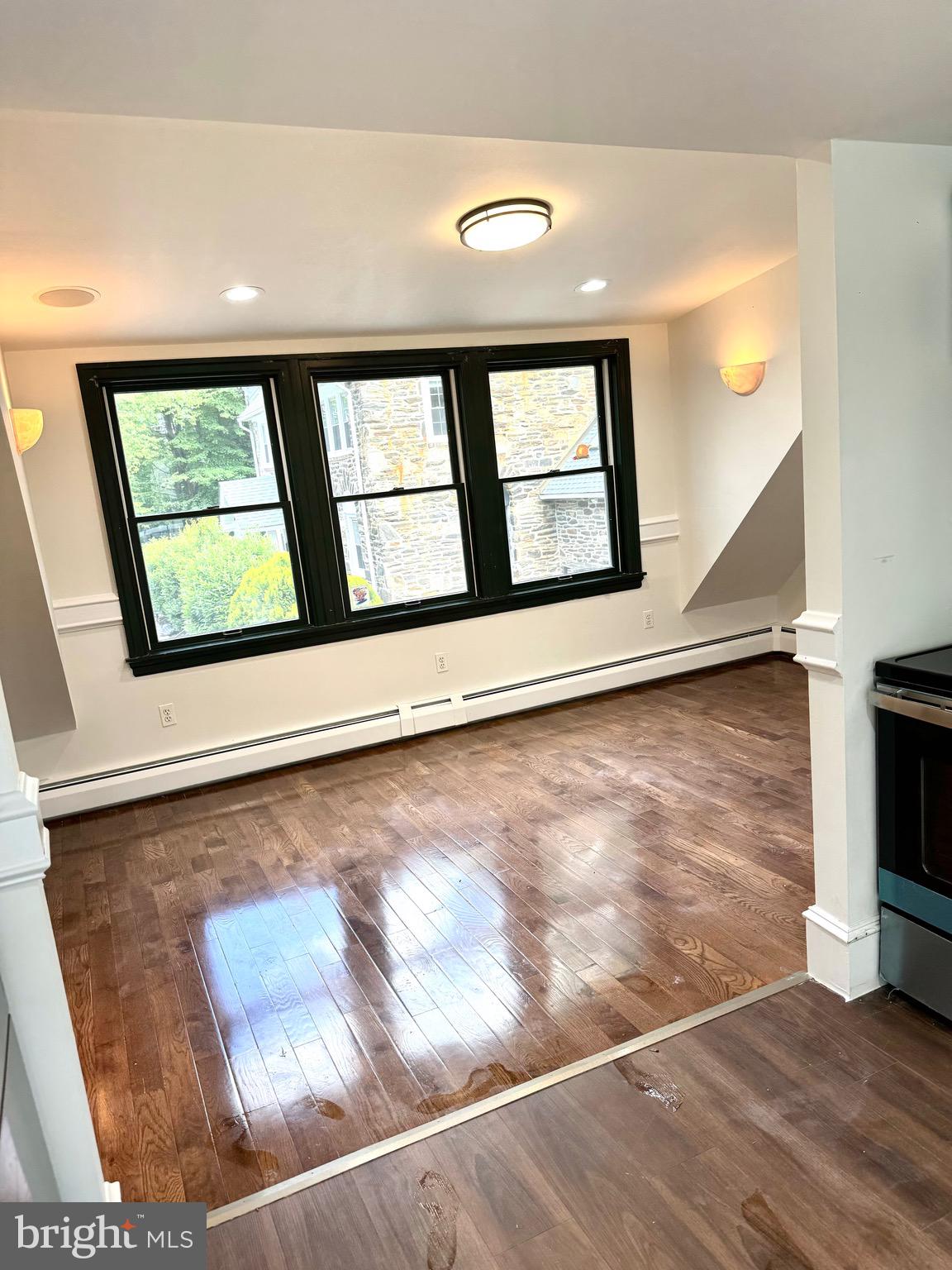 WYNNEWOOD - Residential
